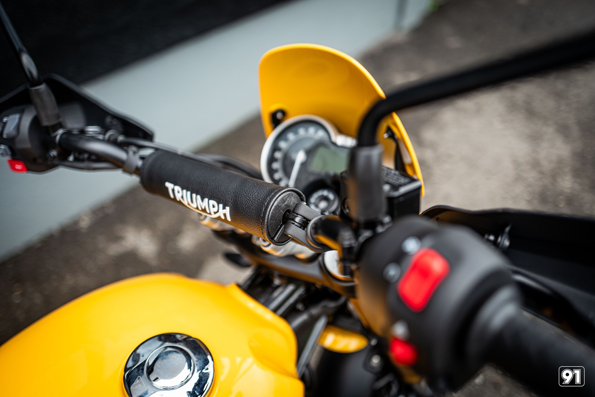 TRIUMPH Scrambler 400 XC-image-8
