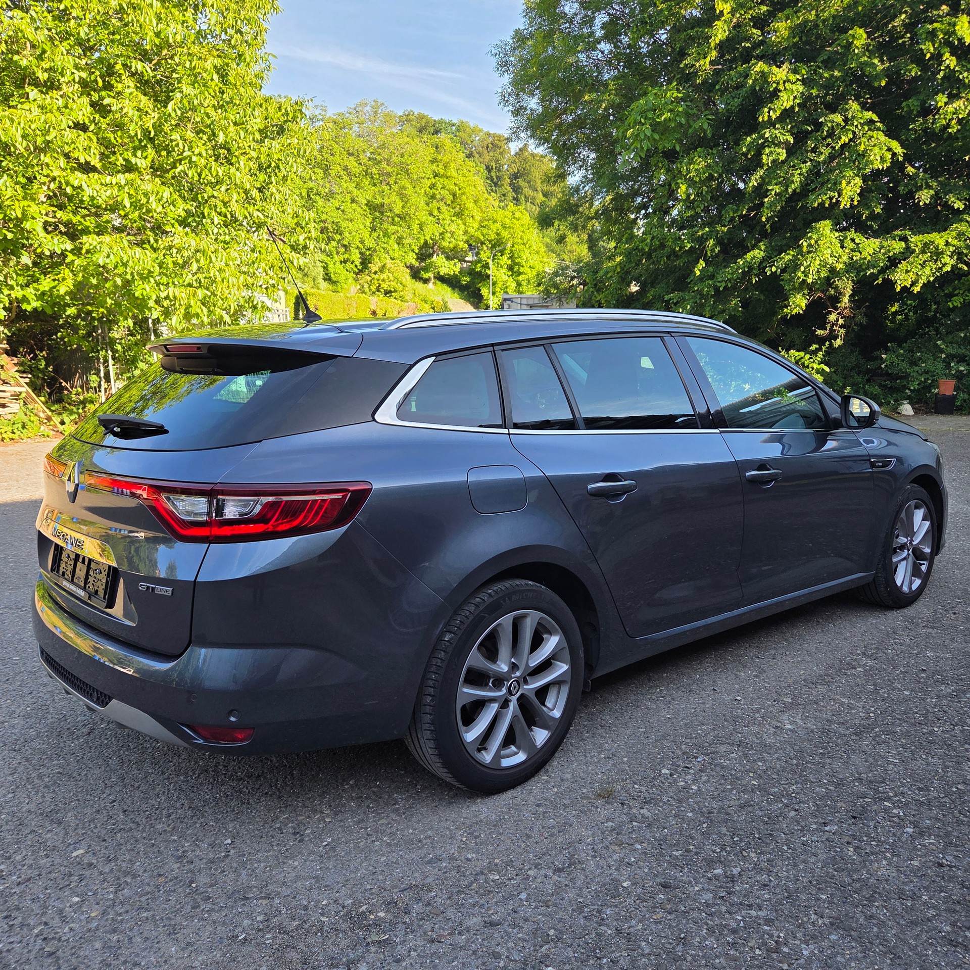 RENAULT Mégane Grandtour 1.5 dCi GT Line EDC-image-2
