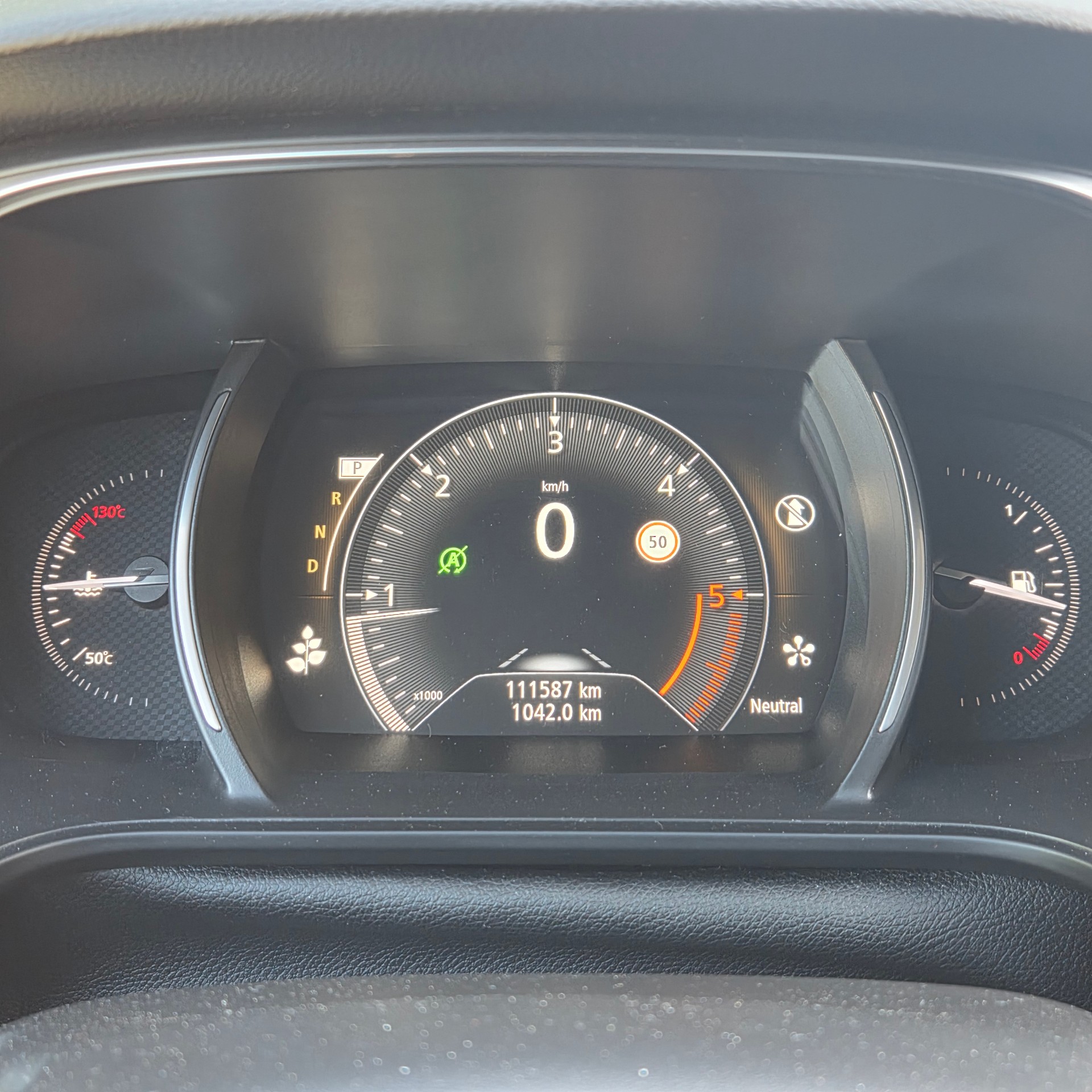 RENAULT Mégane Grandtour 1.5 dCi GT Line EDC-image-15
