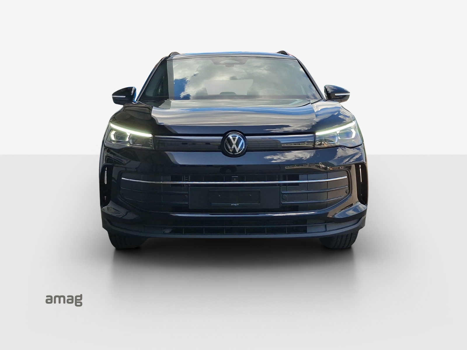 VW Tiguan 2.0 TSI DSG R-Line United 4Motion-image-6