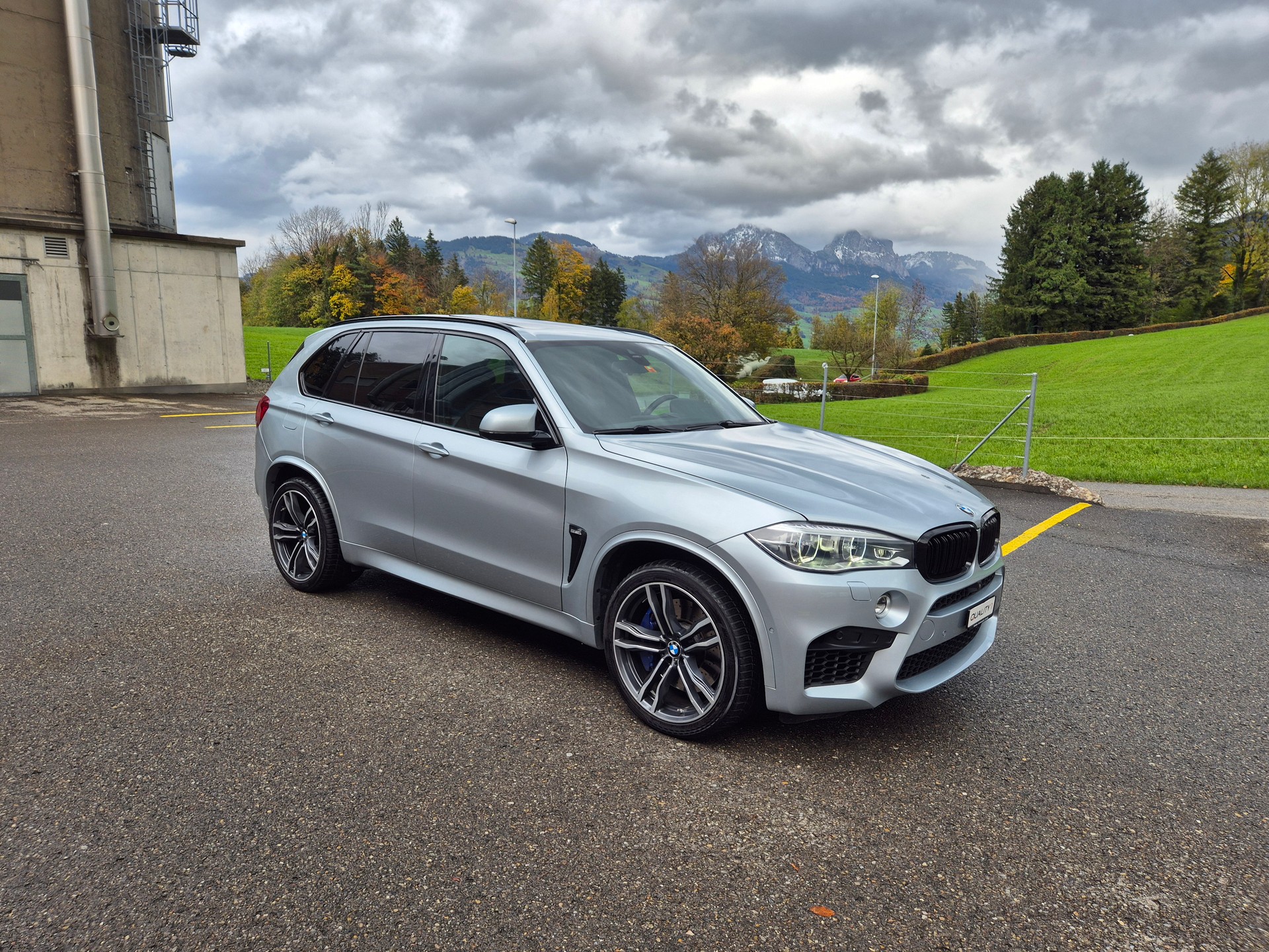 BMW X5M Steptronic-image-4