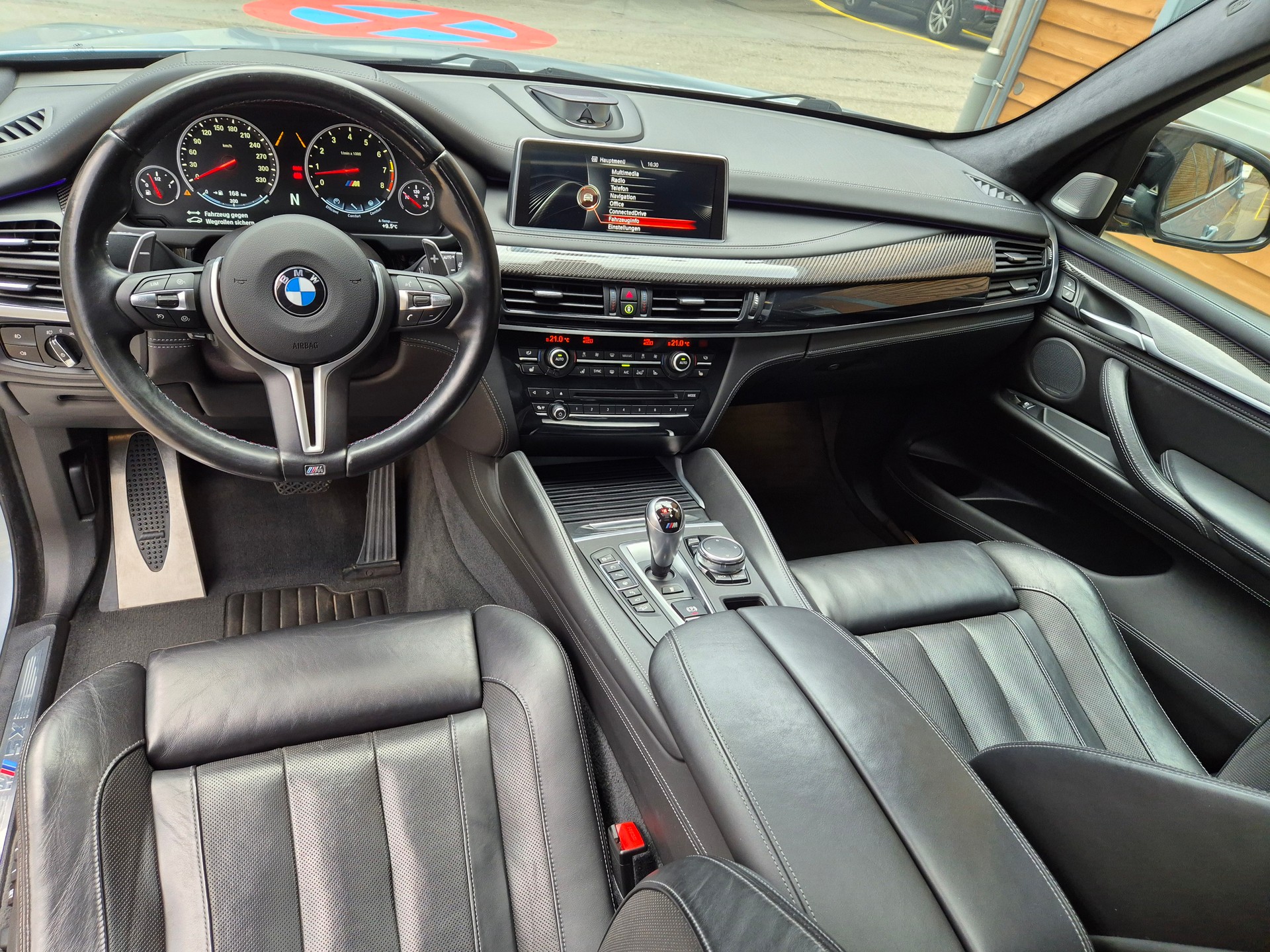 BMW X5M Steptronic-image-6