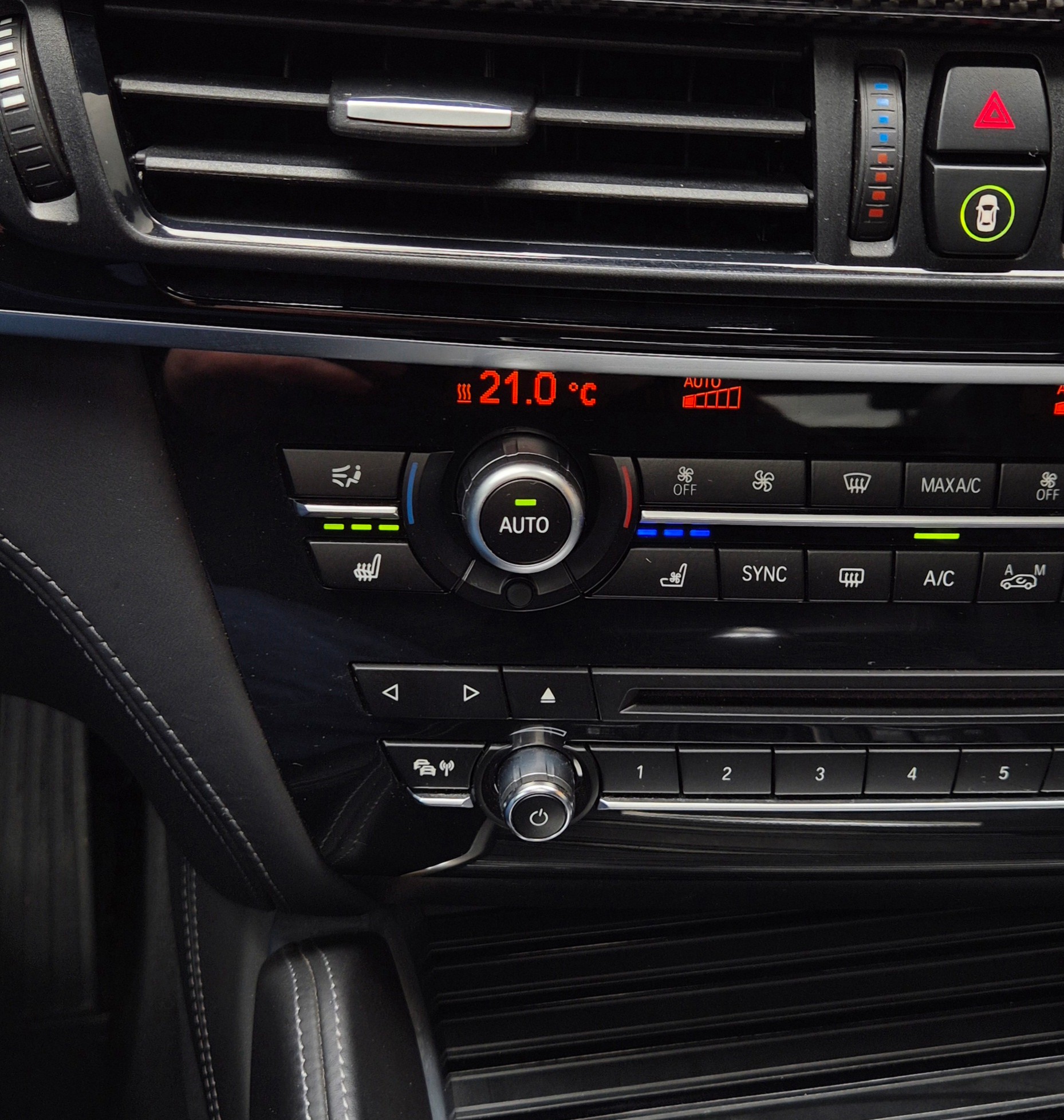 BMW X5M Steptronic-image-10