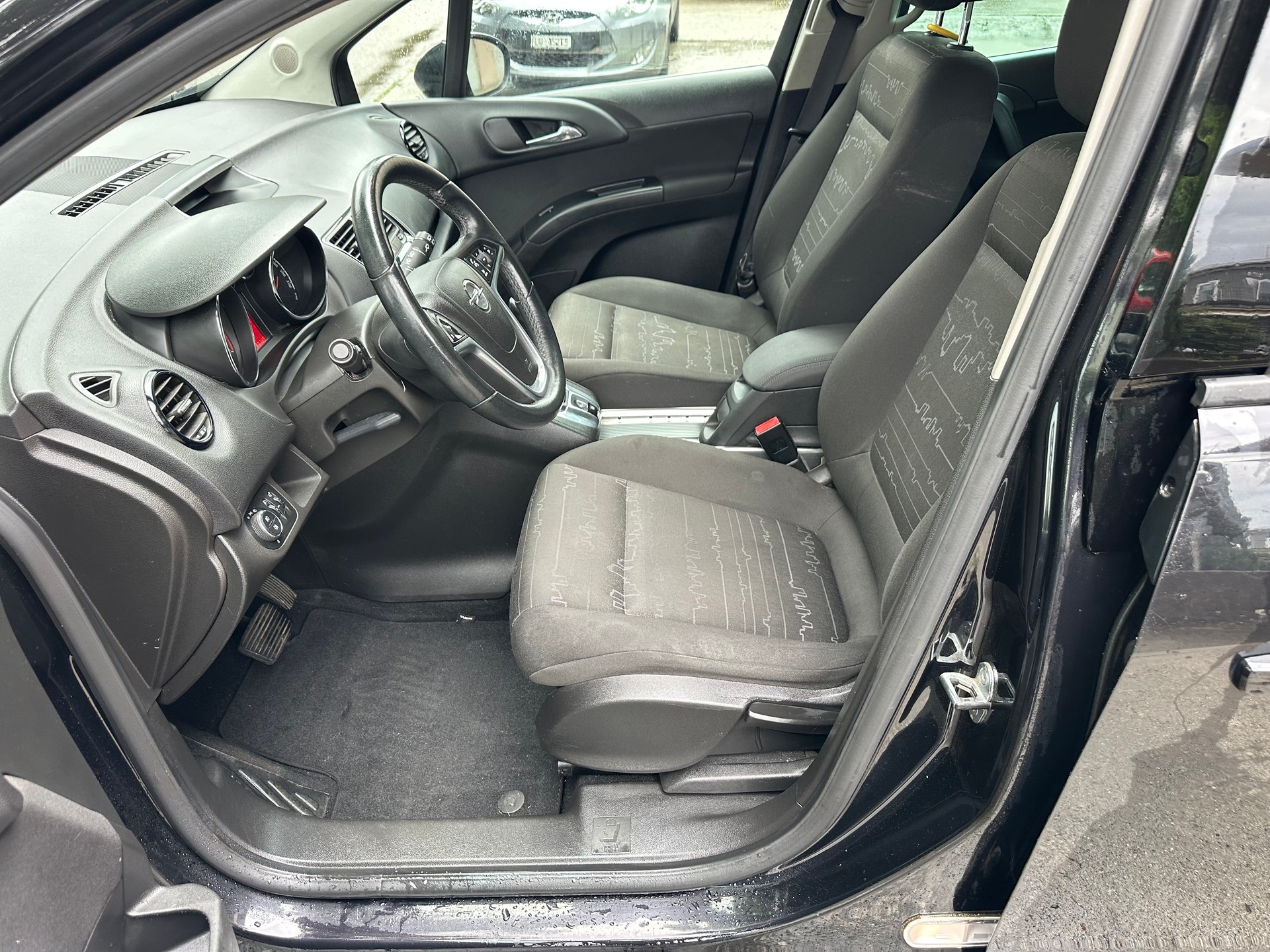 OPEL Meriva 1.7 CDTi Enjoy Automatic-image-10