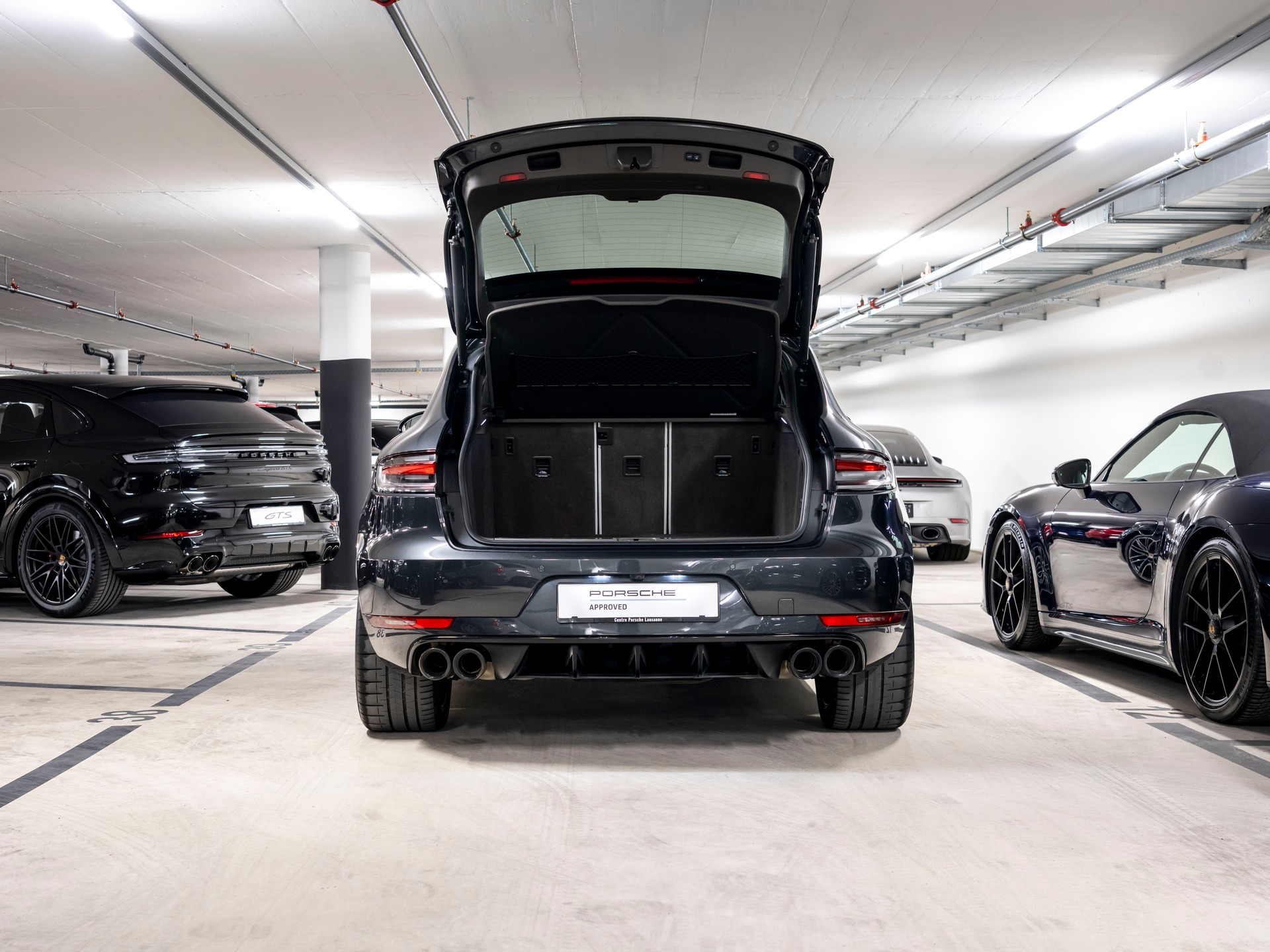 PORSCHE Macan Turbo PDK-image-5