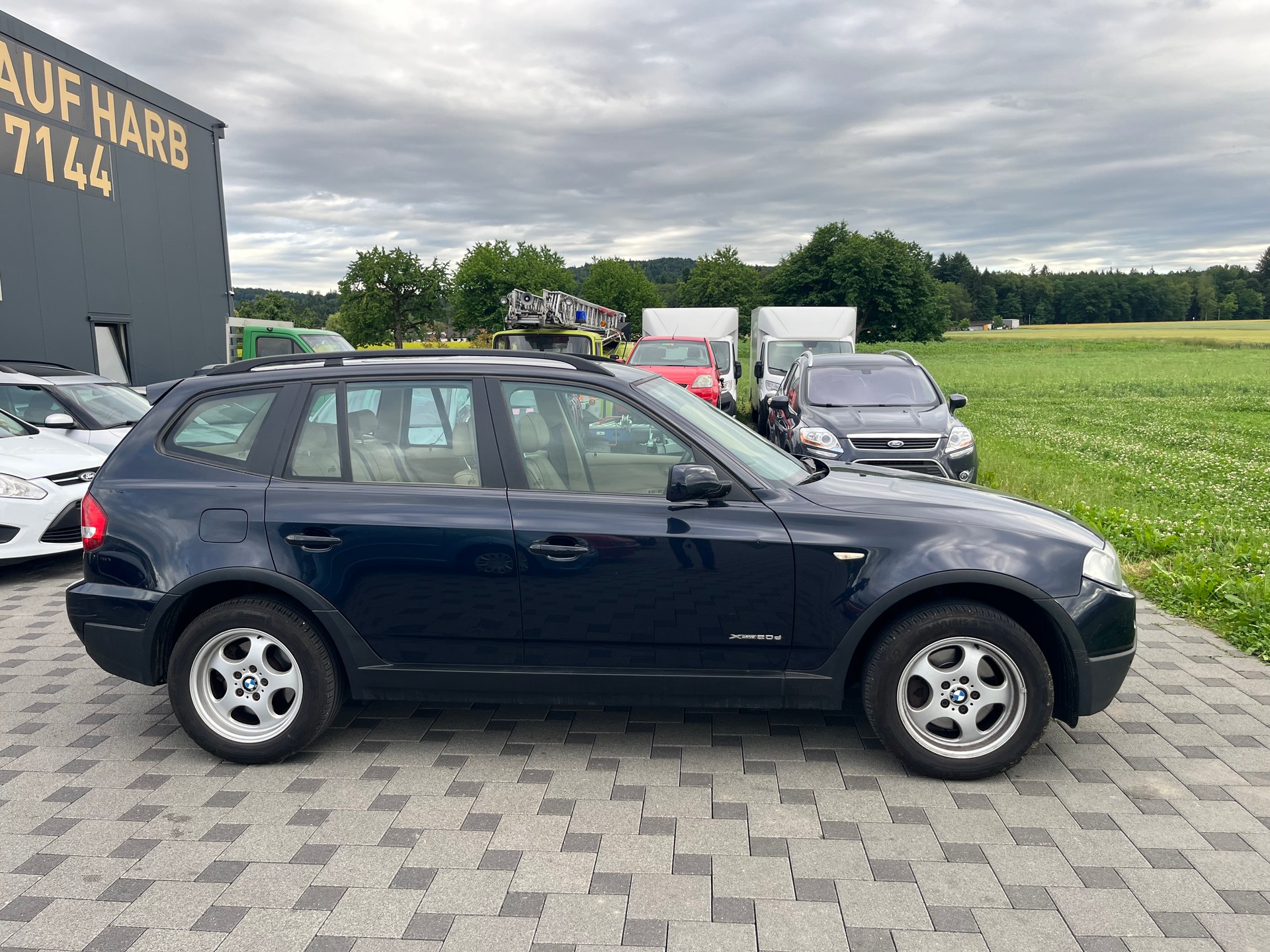 BMW X3 xDrive 20d (2.0d)-image-3