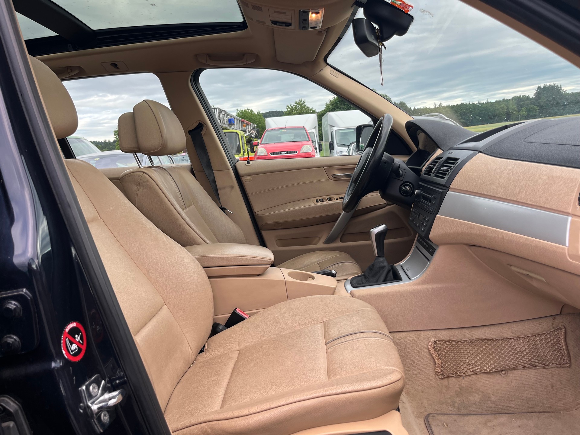 BMW X3 xDrive 20d (2.0d)-image-15