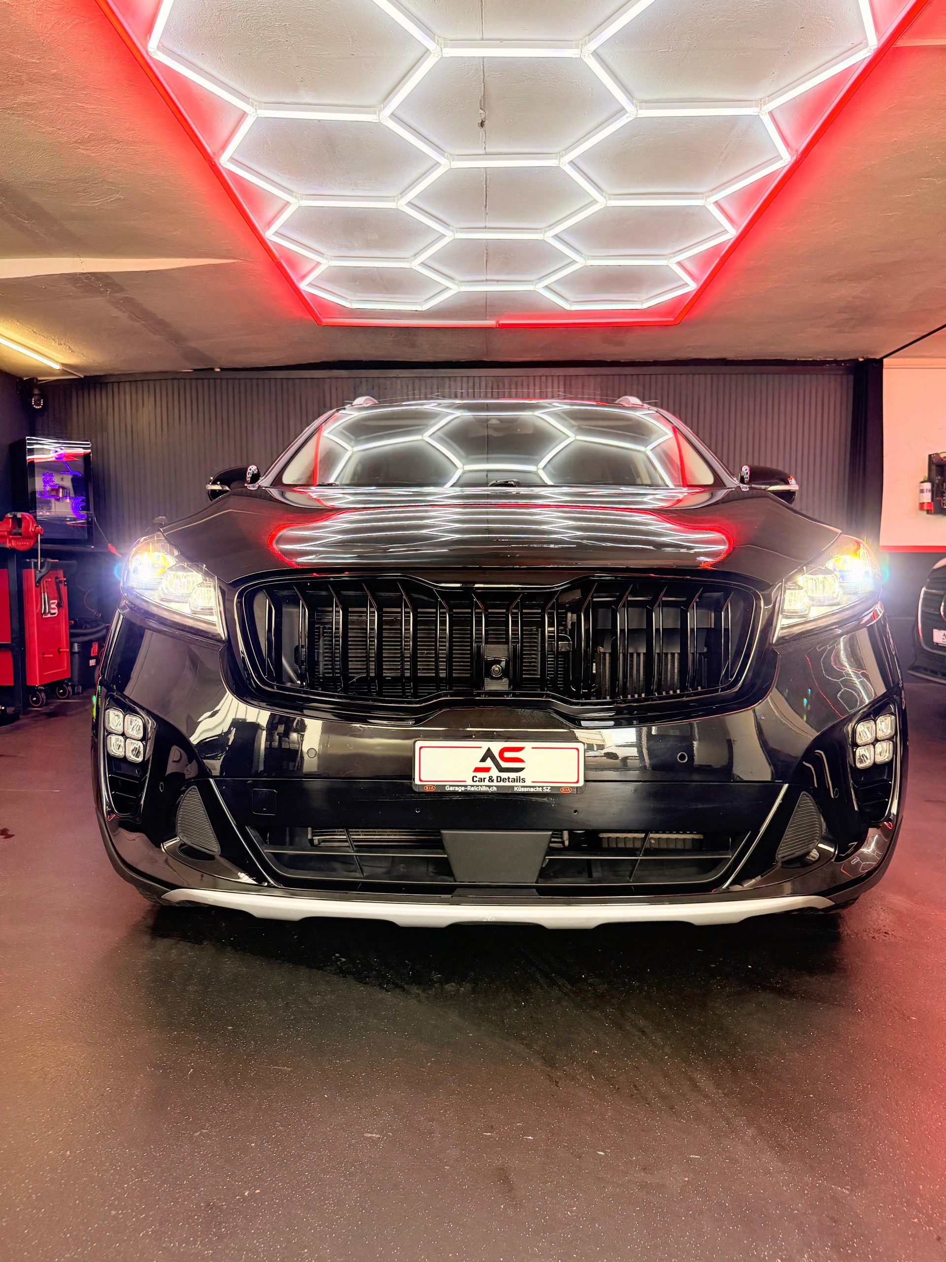 KIA Sorento 2.2 CRDI Style GT-Line 7P. Automatic-image-4
