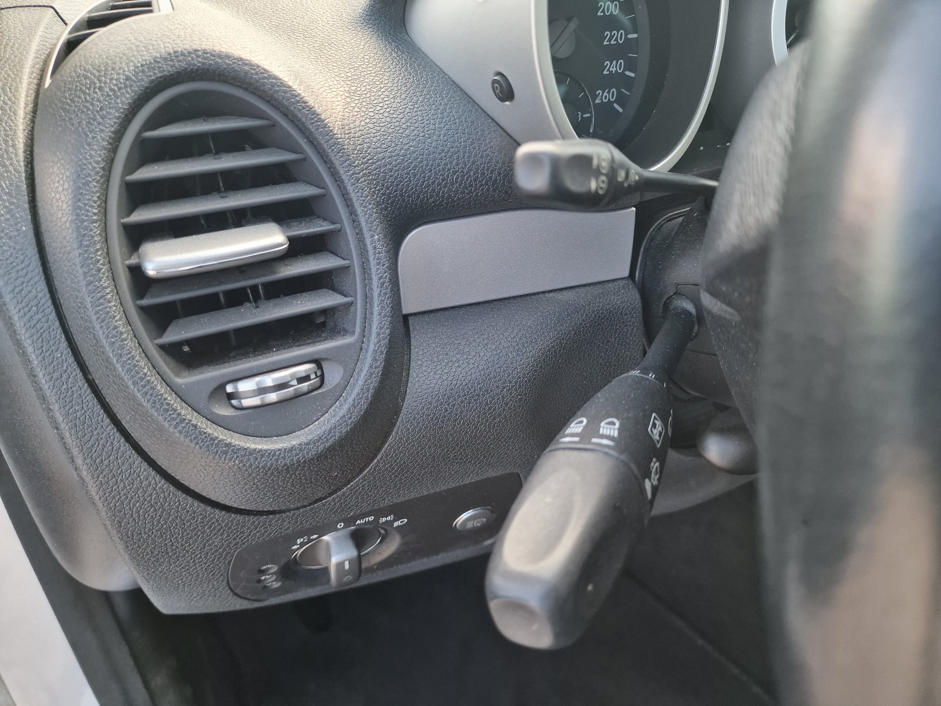 MERCEDES-BENZ SLK 200 Kompressor MFK NEU 12Mt Gara-image-13