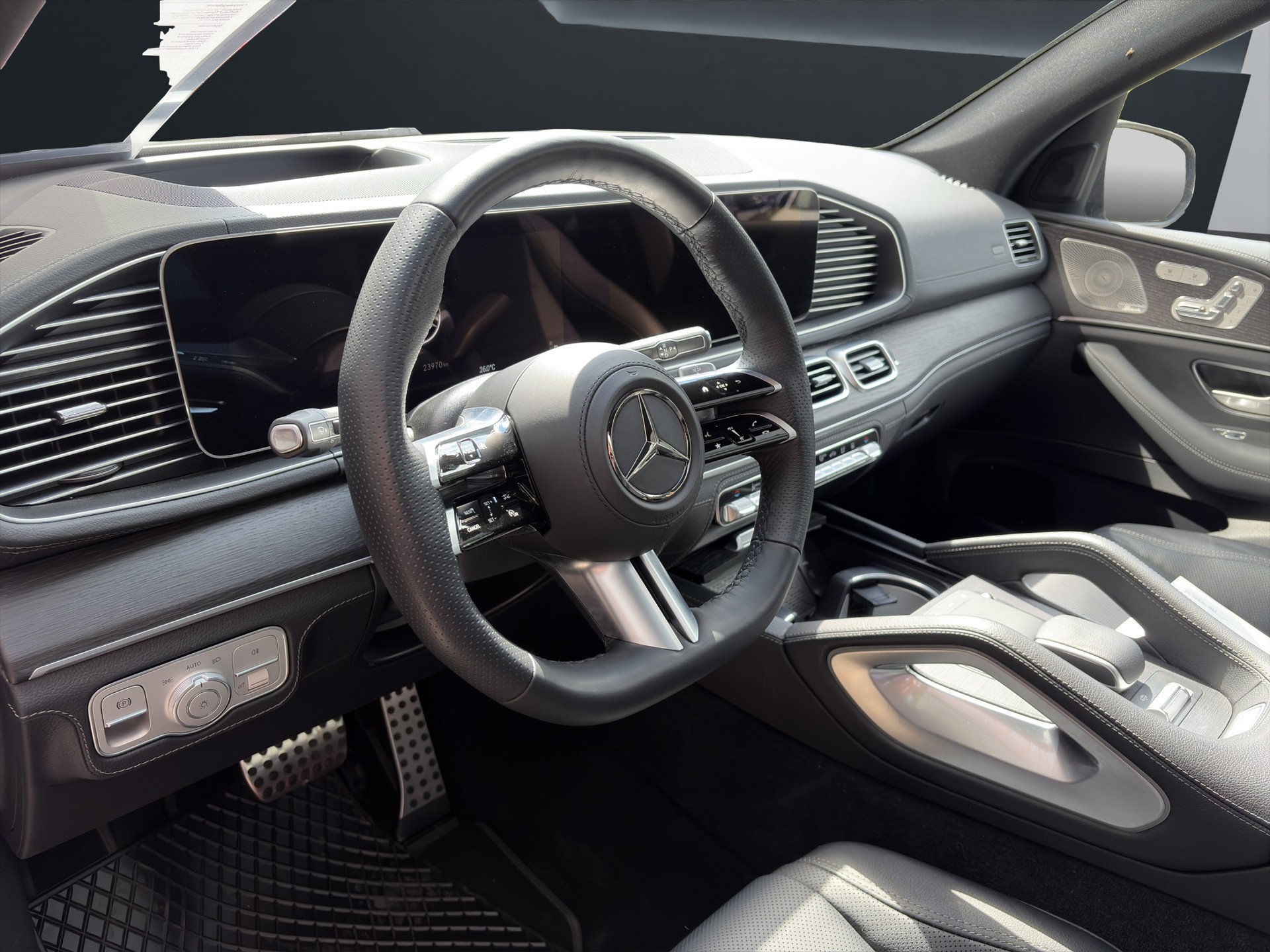 MERCEDES-BENZ GLE 400 e EQ Star AMG Line 4matic-image-6