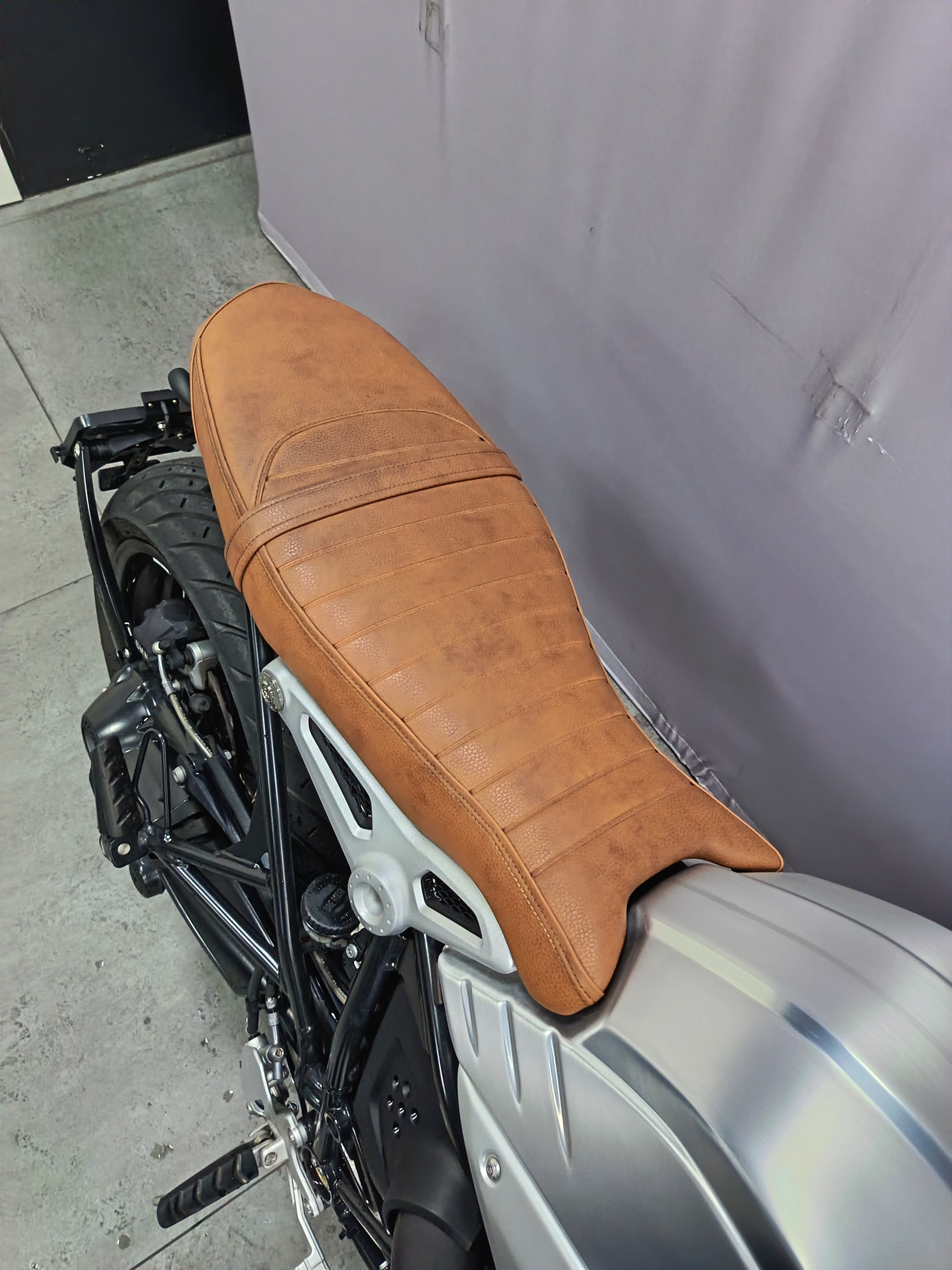 BMW R nineT-image-5