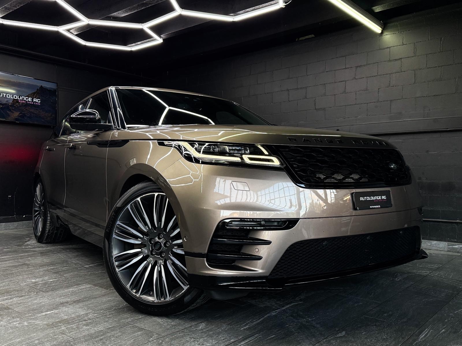 LAND ROVER Range Rover Velar R-Dynamic P 380 SE Automatic