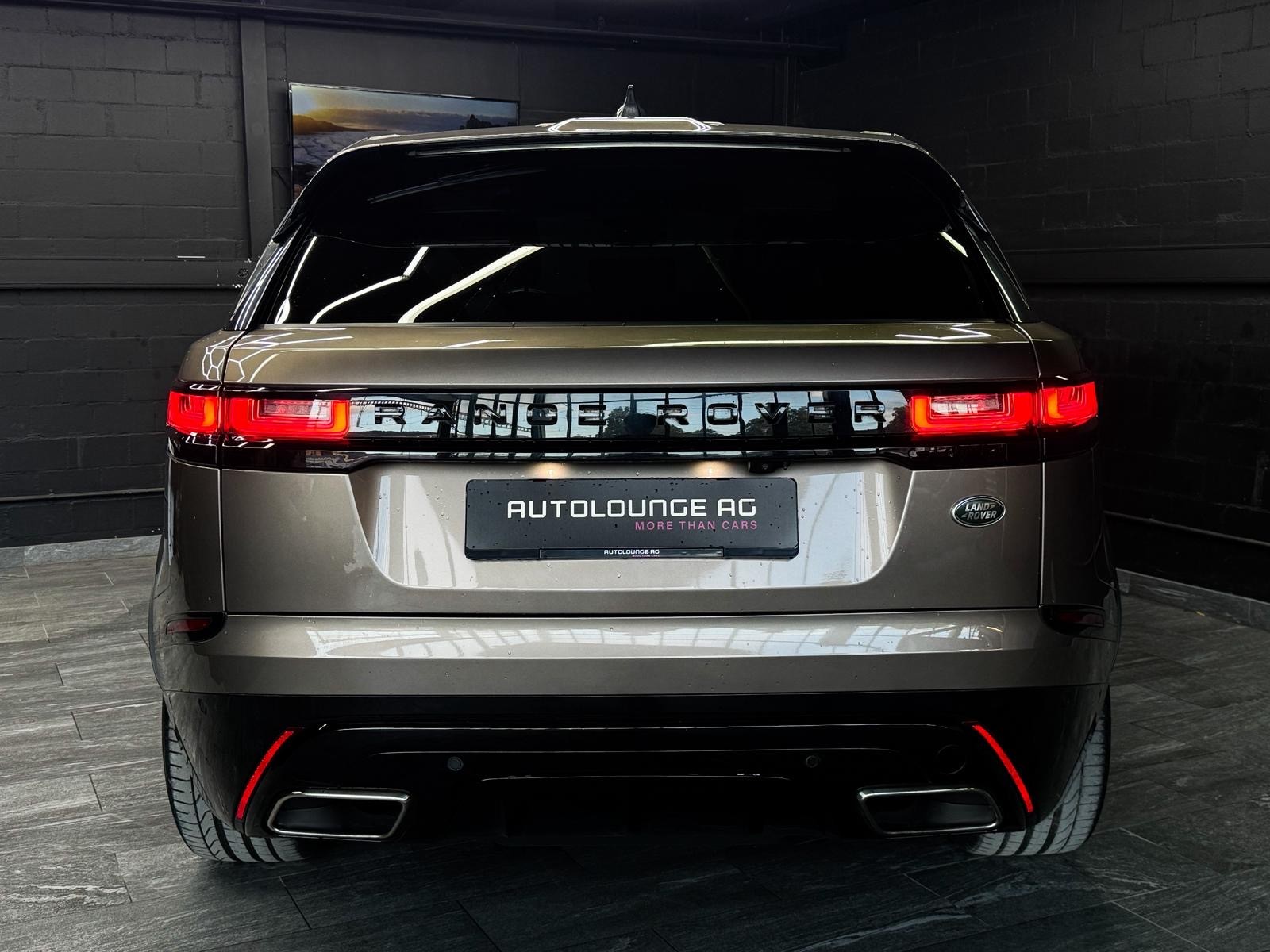 LAND ROVER Range Rover Velar R-Dynamic P 380 SE Automatic-image-8