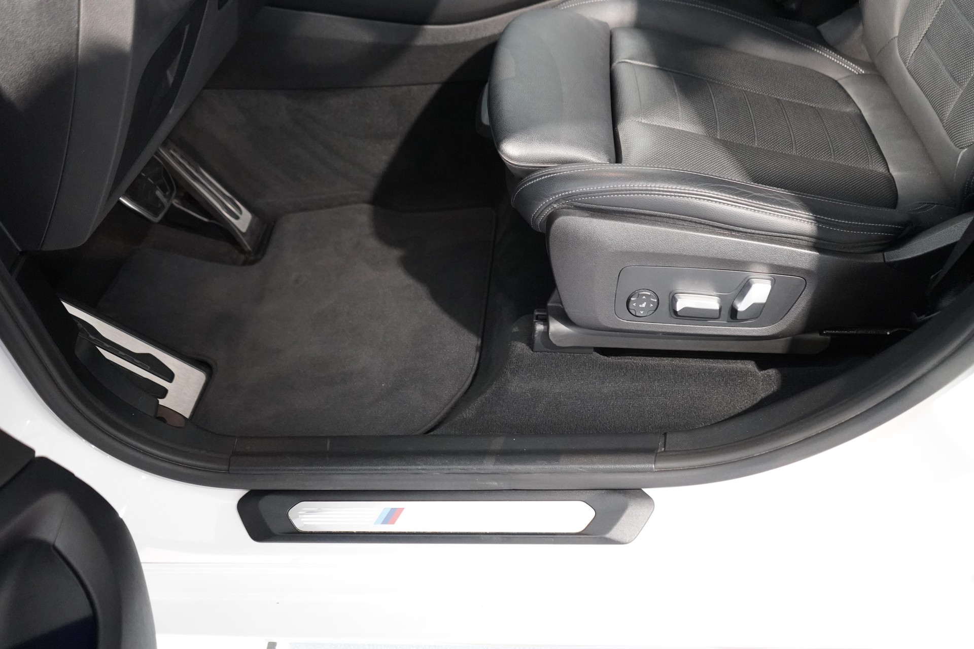 BMW X3 M40i-image-14