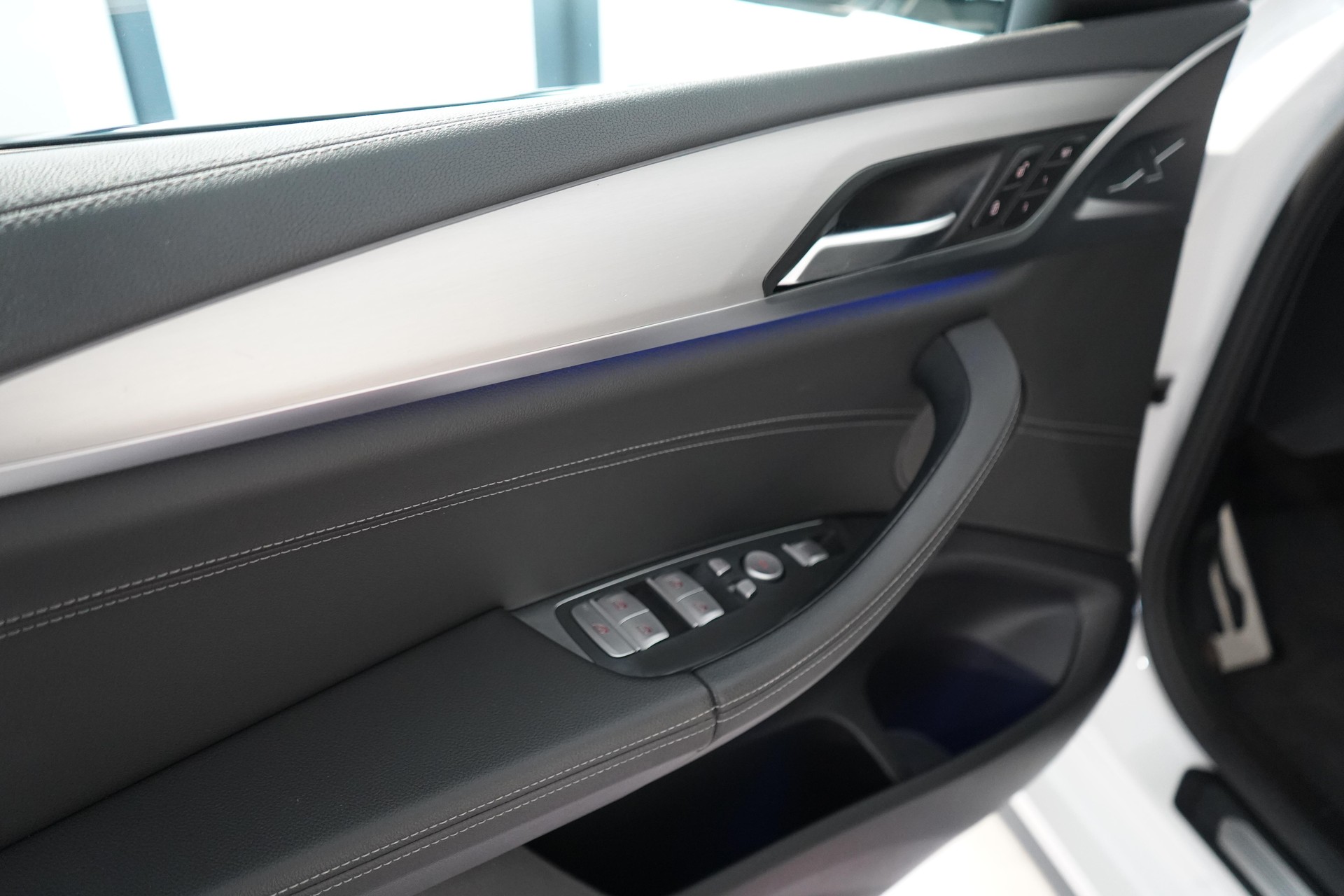 BMW X3 M40i-image-16