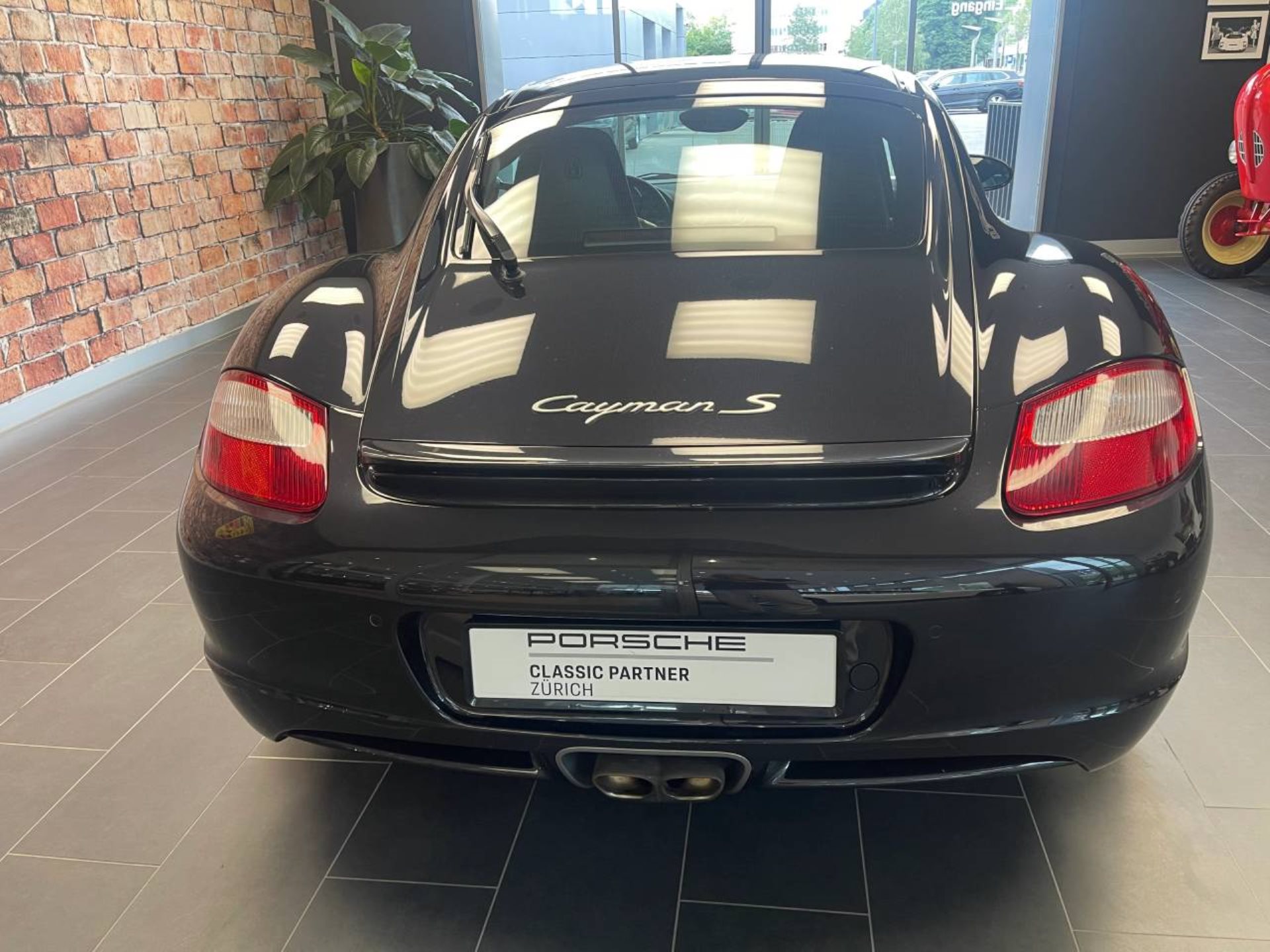 PORSCHE Cayman S-image-6