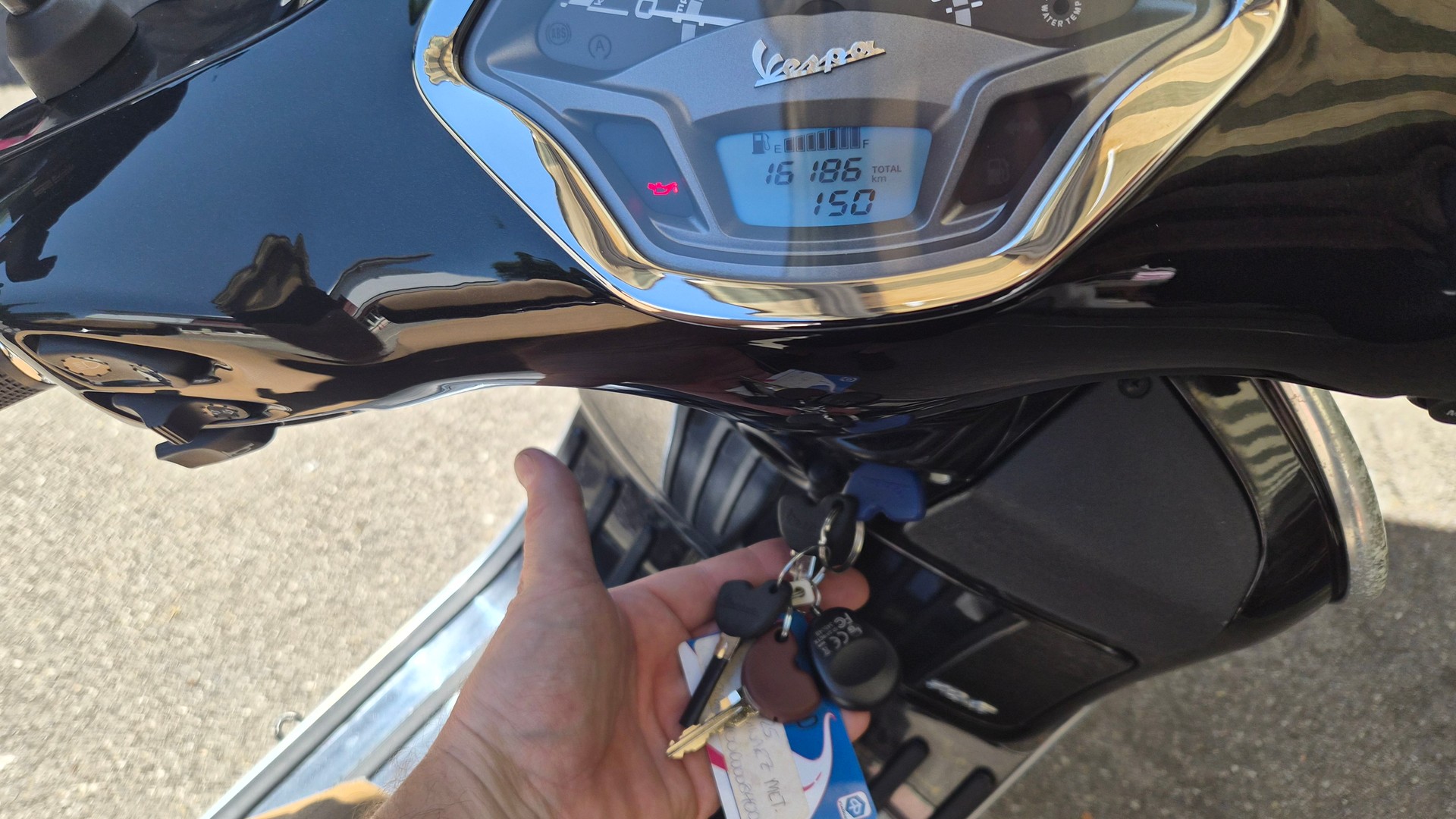 PIAGGIO Vespa GTS 125 Touring i.e ABS-image-6