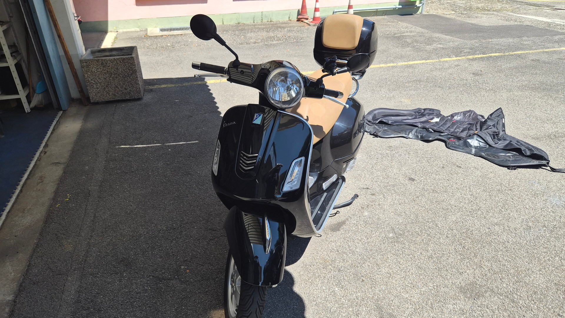 PIAGGIO Vespa GTS 125 Touring i.e ABS-image-3