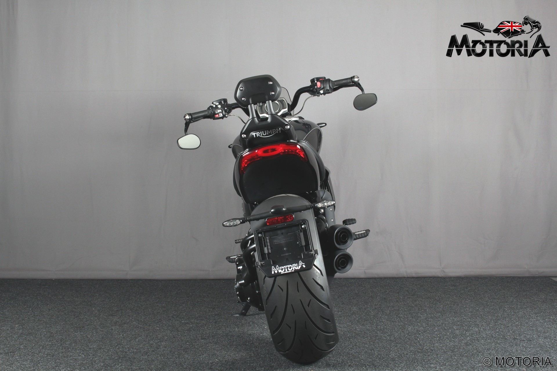 TRIUMPH Rocket 3 GT Storm-showroom-element-3