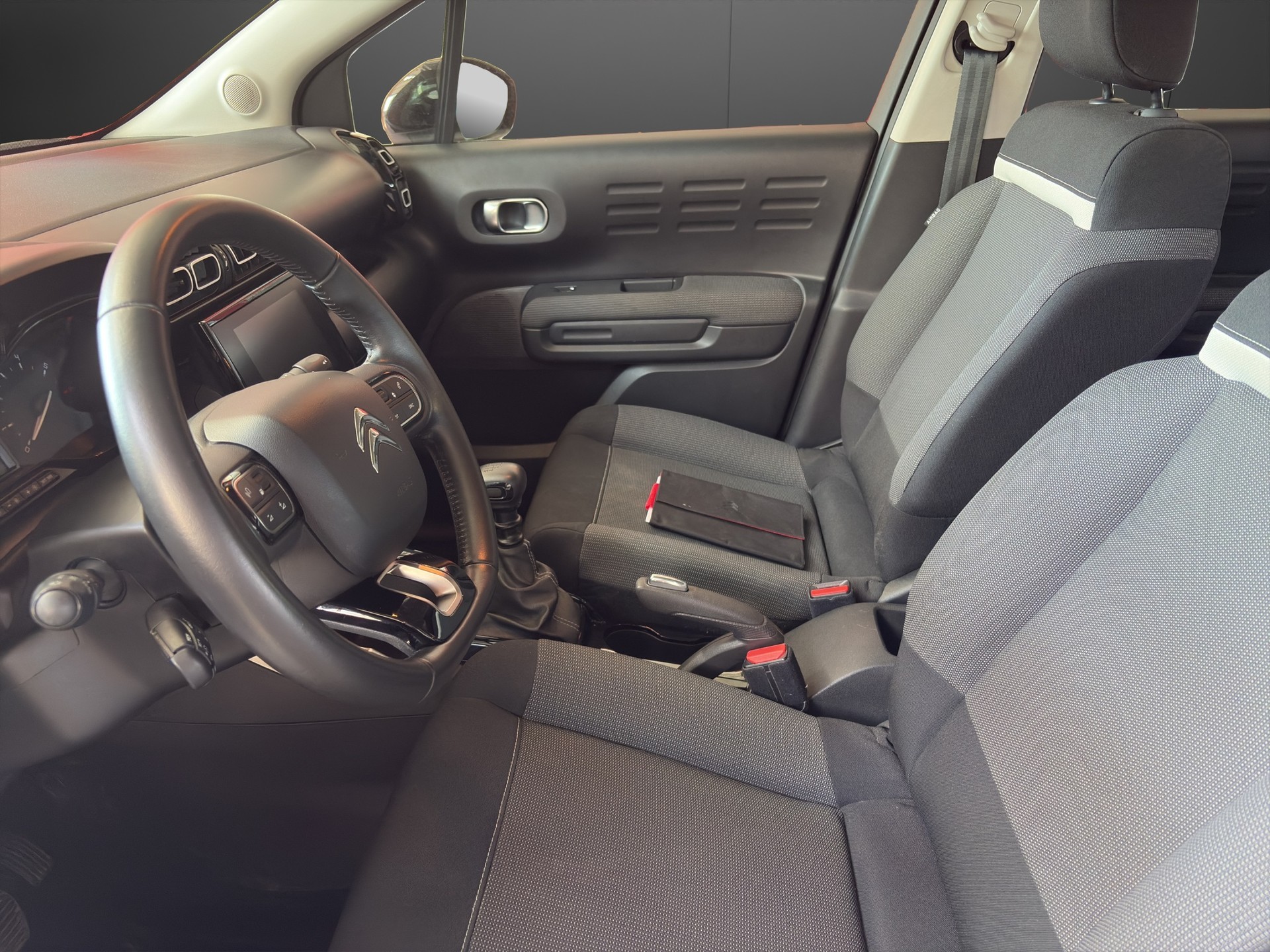CITROEN C3 Aircross 1.2 PureTech 110 Feel-image-2
