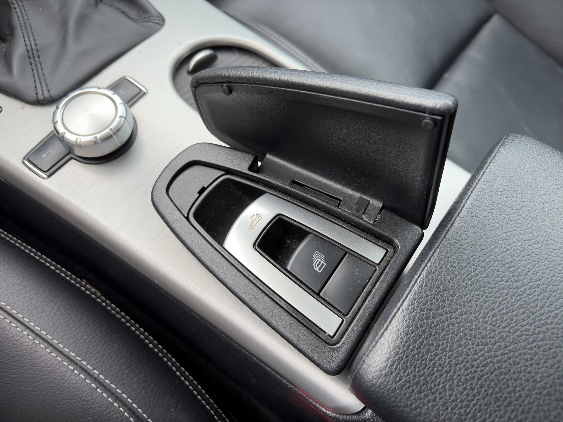 MERCEDES-BENZ SLK 200 Sport Star 7G-Tronic-image-23
