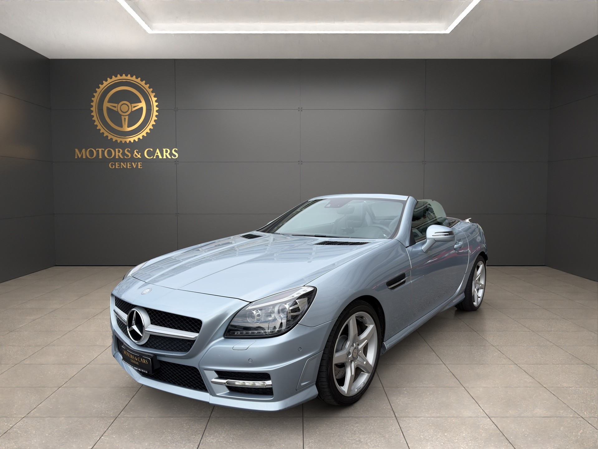 MERCEDES-BENZ SLK 200 Sport Star 7G-Tronic-showroom-element-2