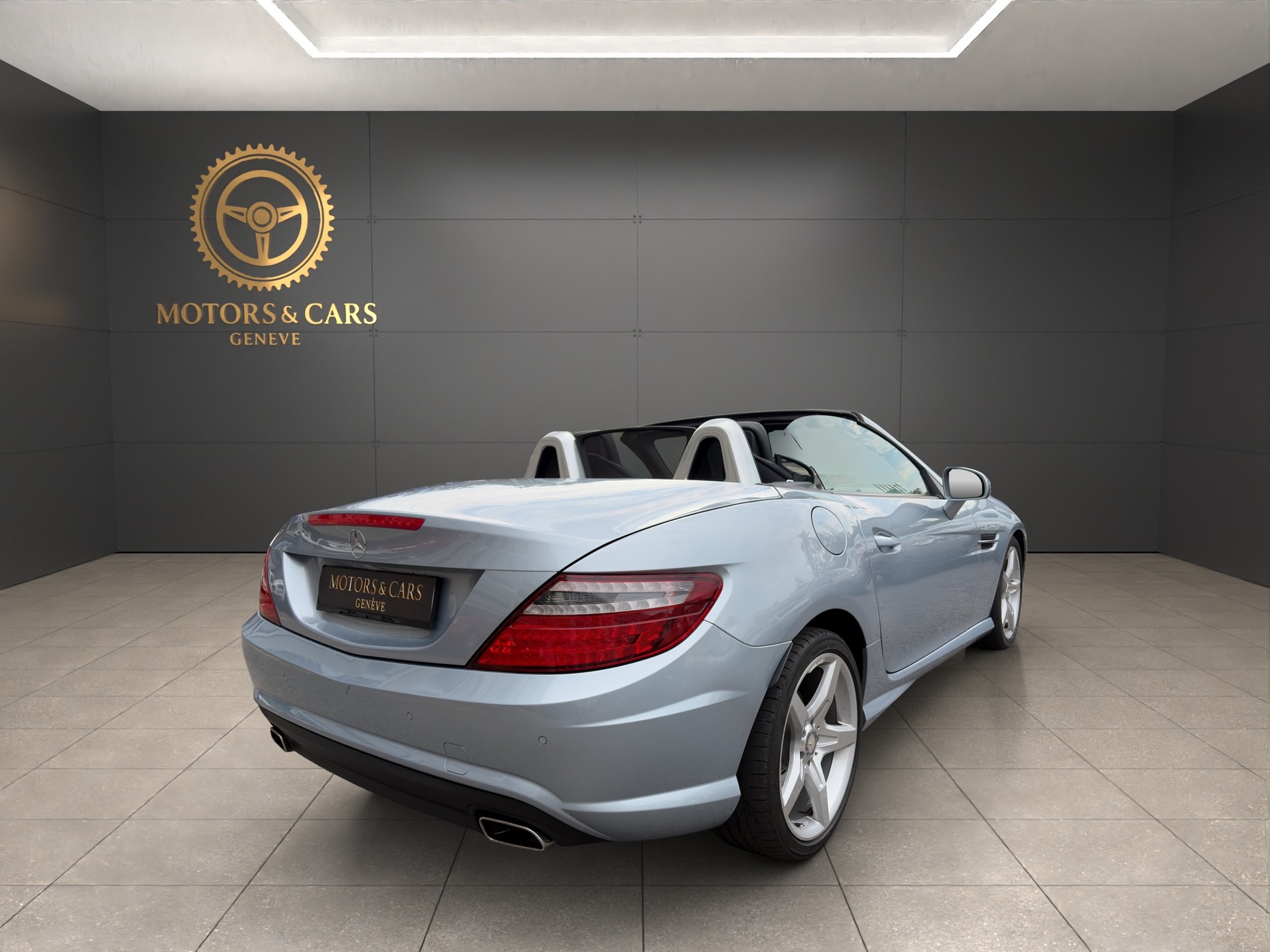 MERCEDES-BENZ SLK 200 Sport Star 7G-Tronic-showroom-element-3