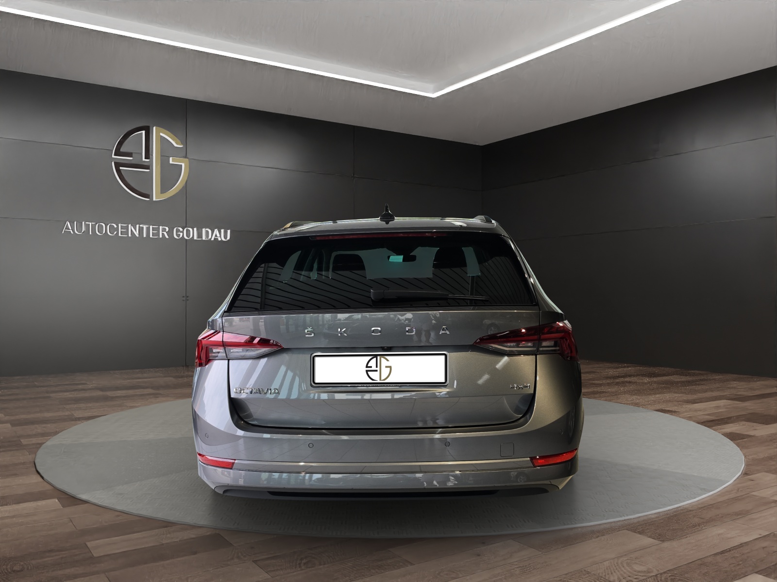 SKODA Octavia Combi 2.0 TDI DSG Ambition 4x4-showroom-element-2