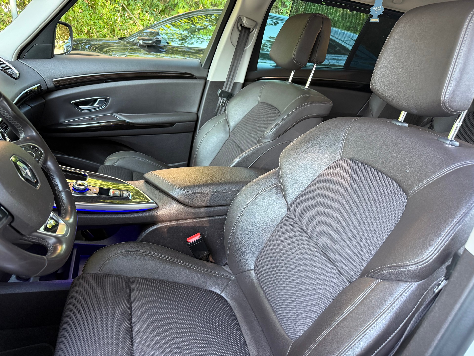 RENAULT Espace 2.0 dCi Business EDC-image-11