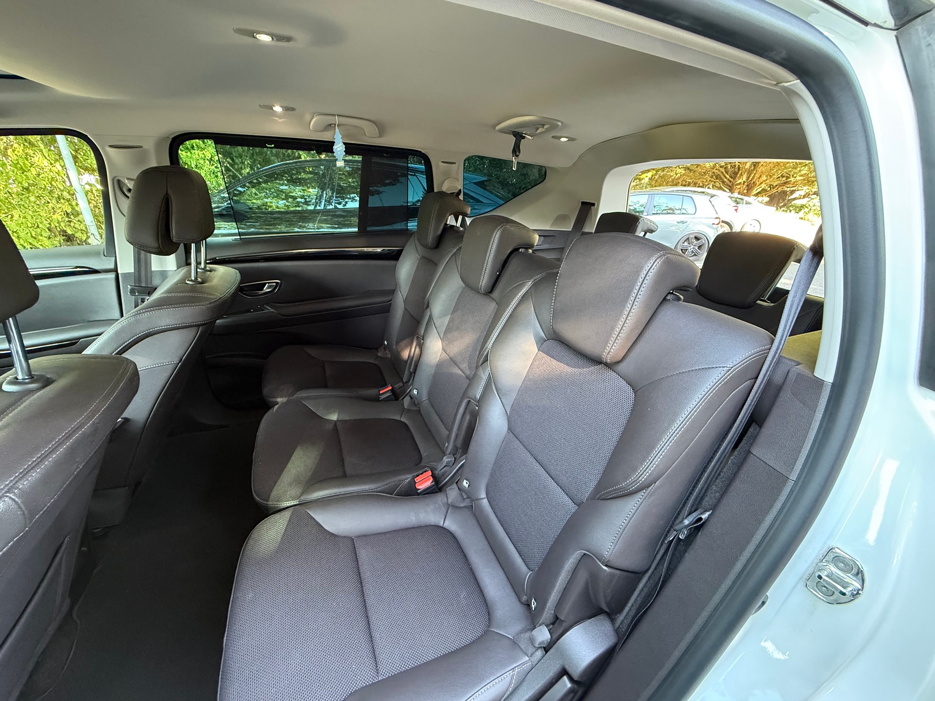 RENAULT Espace 2.0 dCi Business EDC-image-5
