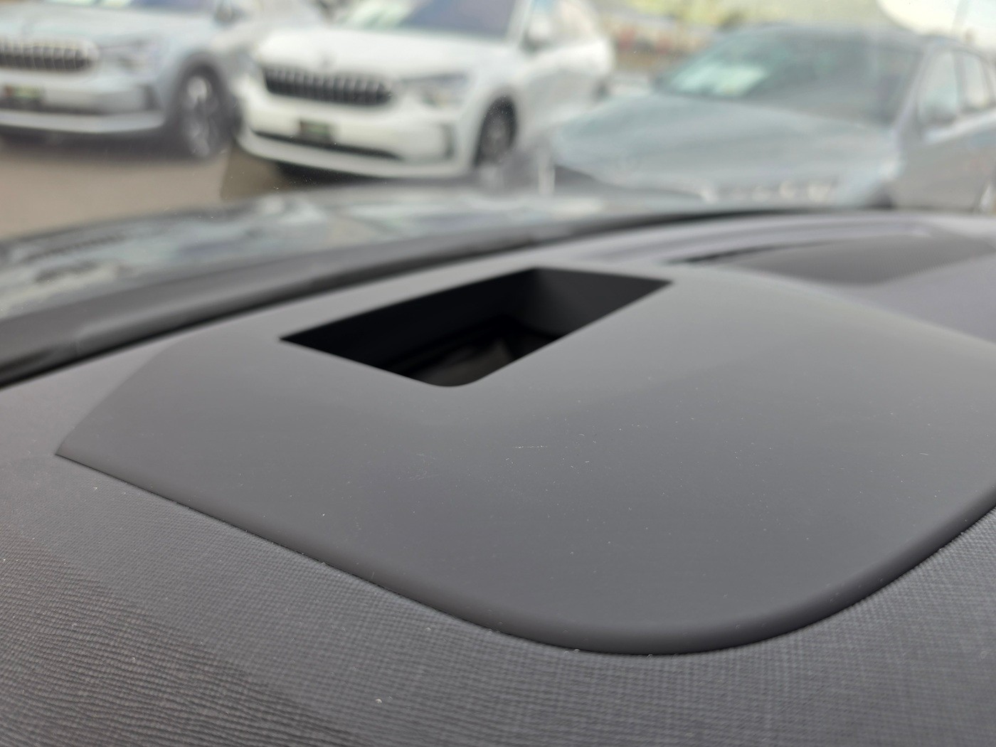 SKODA Octavia Combi 2.0 TSI DSG RS 30 Years Edition-image-20