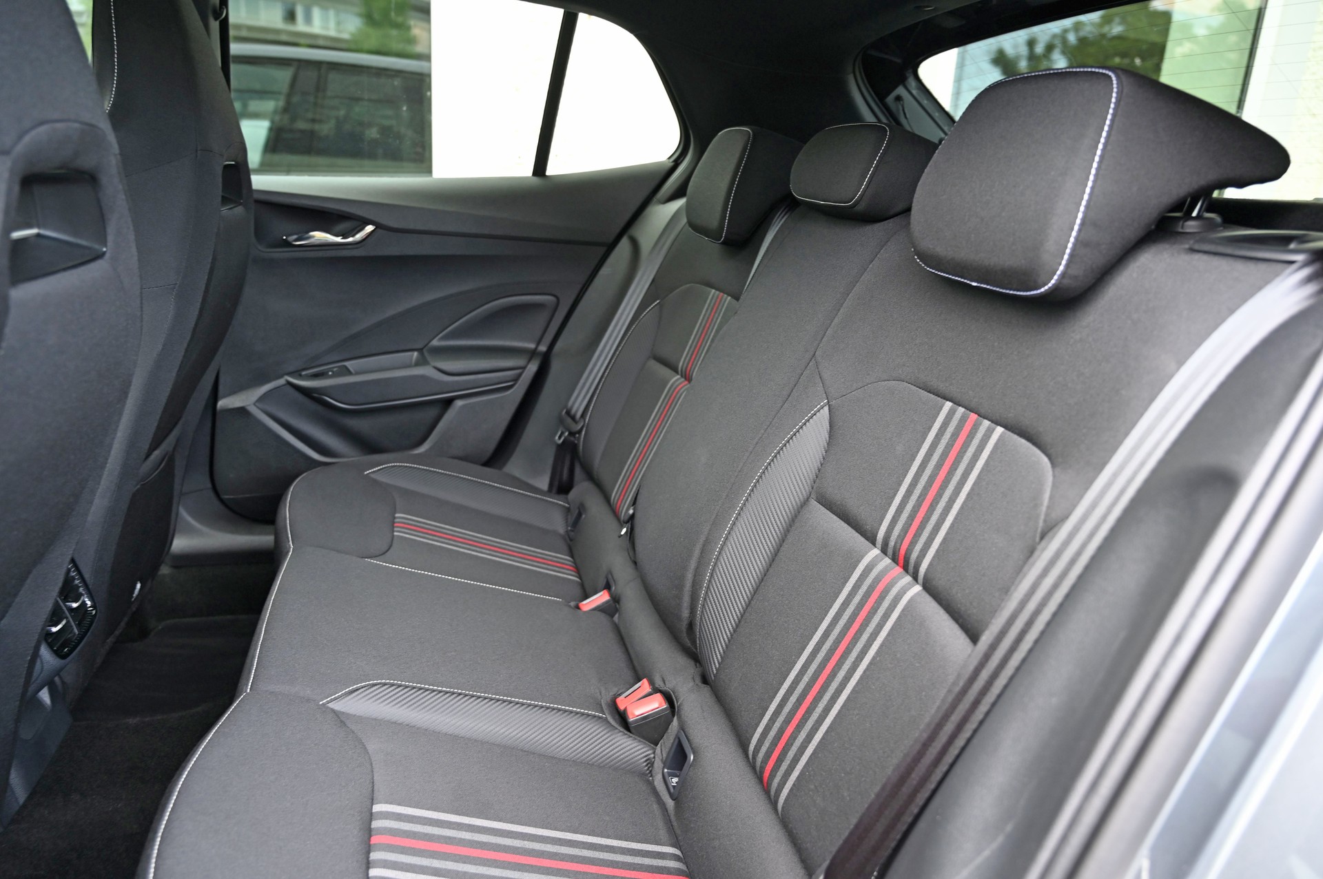 SKODA Fabia 1.0 TSI Monte Carlo DSG-image-11