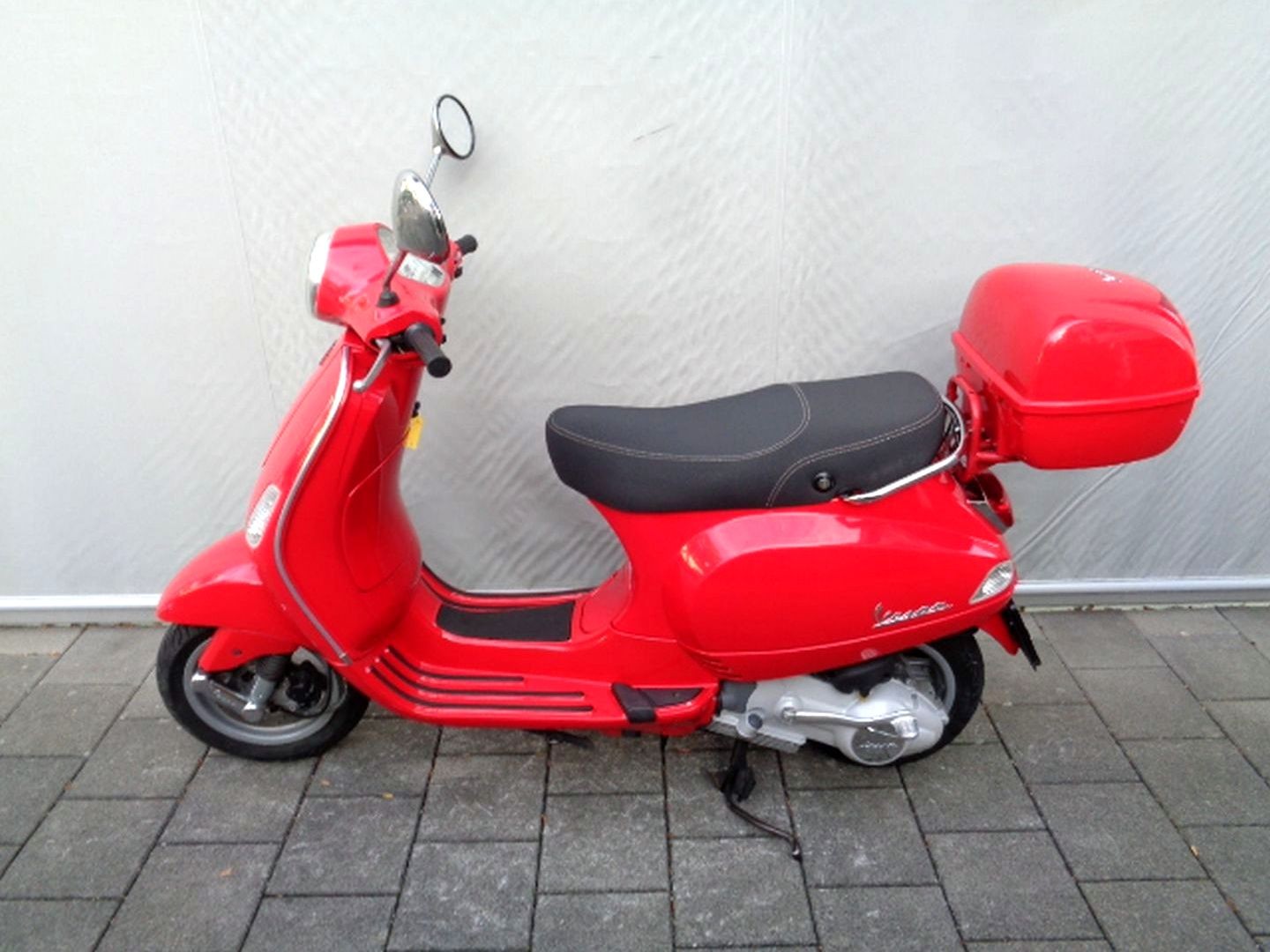 PIAGGIO VESPA LX 125 I.E.-image-0