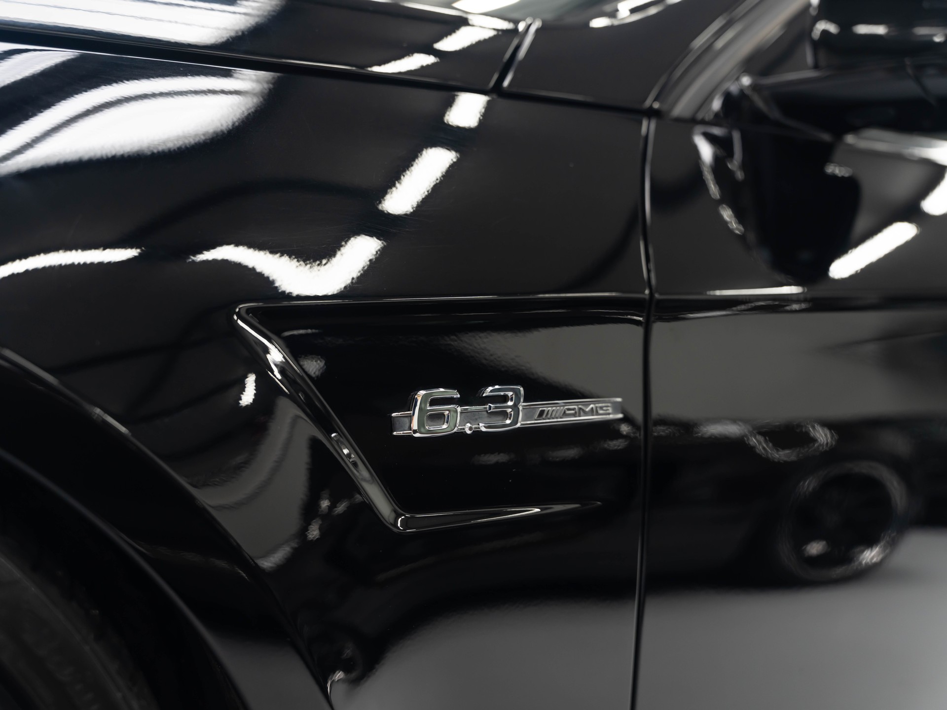 MERCEDES-BENZ E 63 AMG Speedshift MCT-image-14