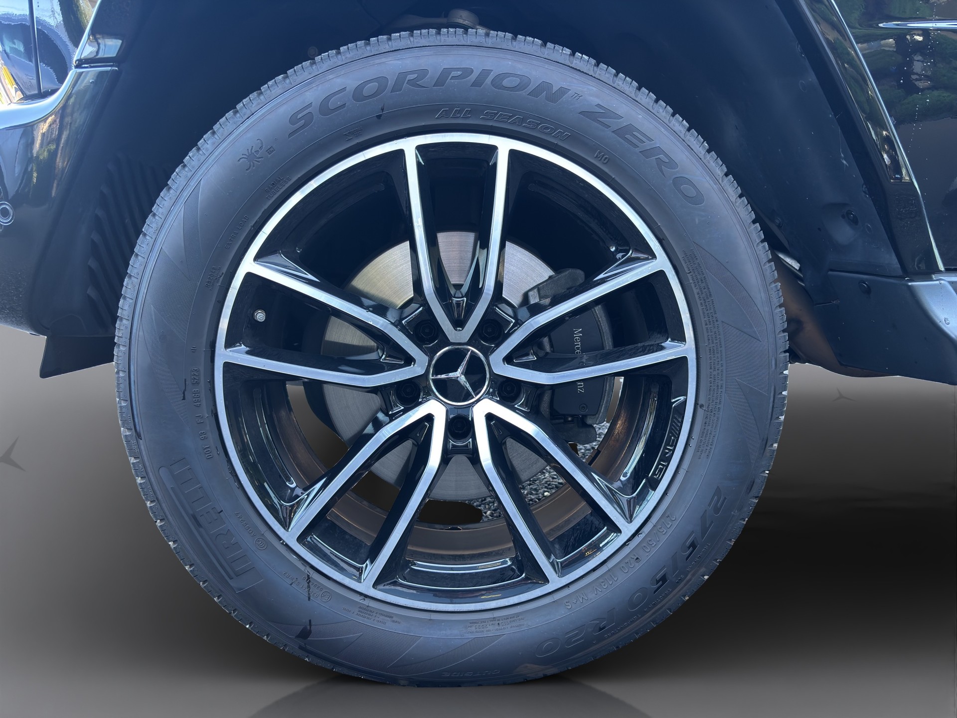 MERCEDES-BENZ G 500-image-16