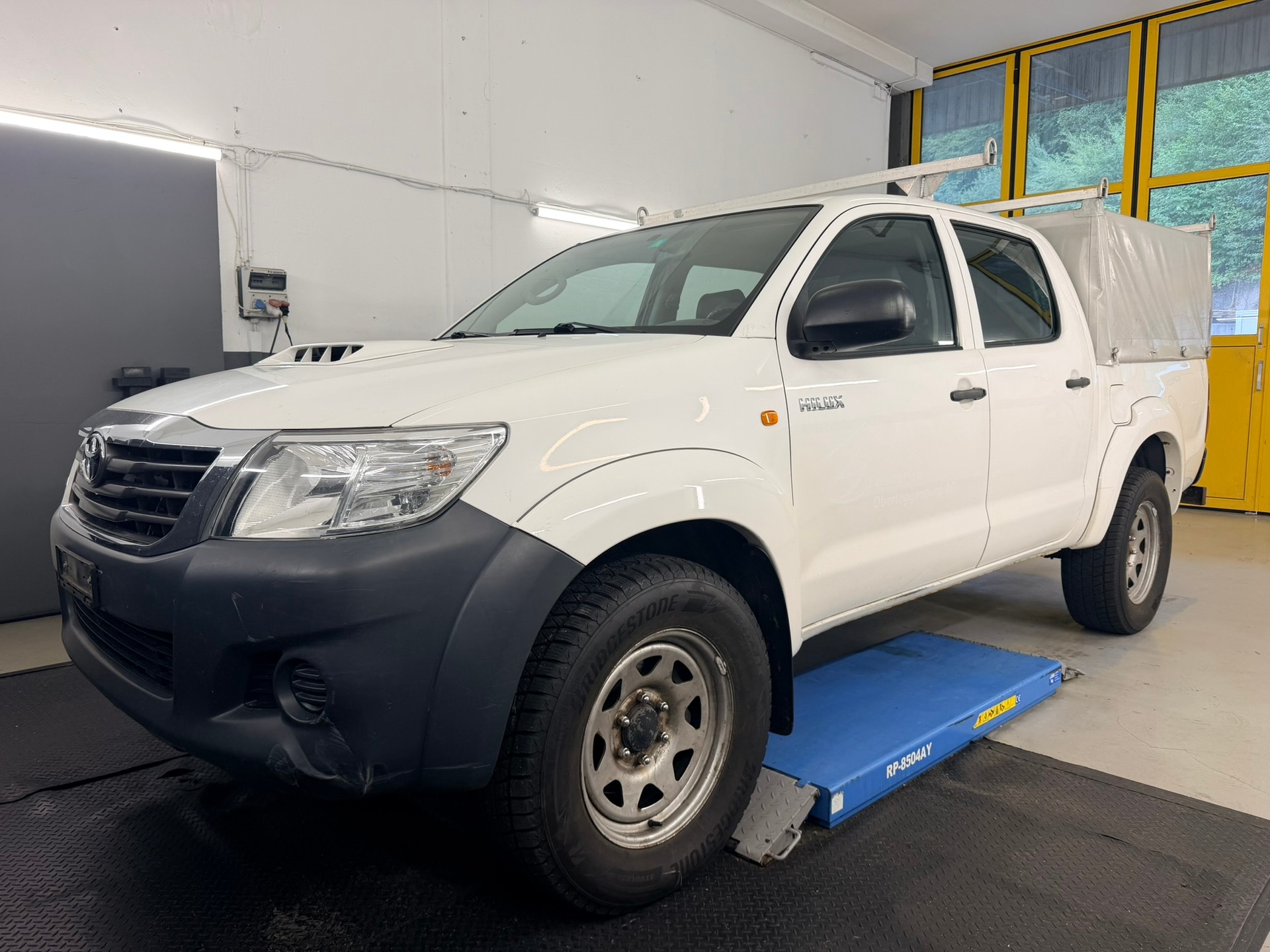 TOYOTA Hilux 2.5D 4WD Double Cab Luna