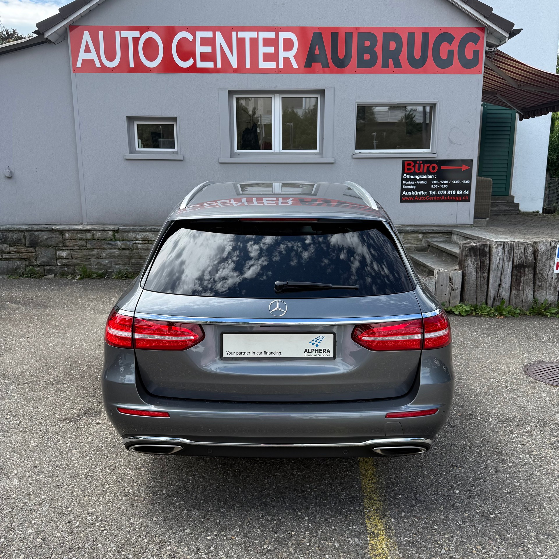 MERCEDES-BENZ E 200 Avantgarde 4 Matic 9G-Tronic *LEDER-SITZE - MFK 10.2025*-image-4
