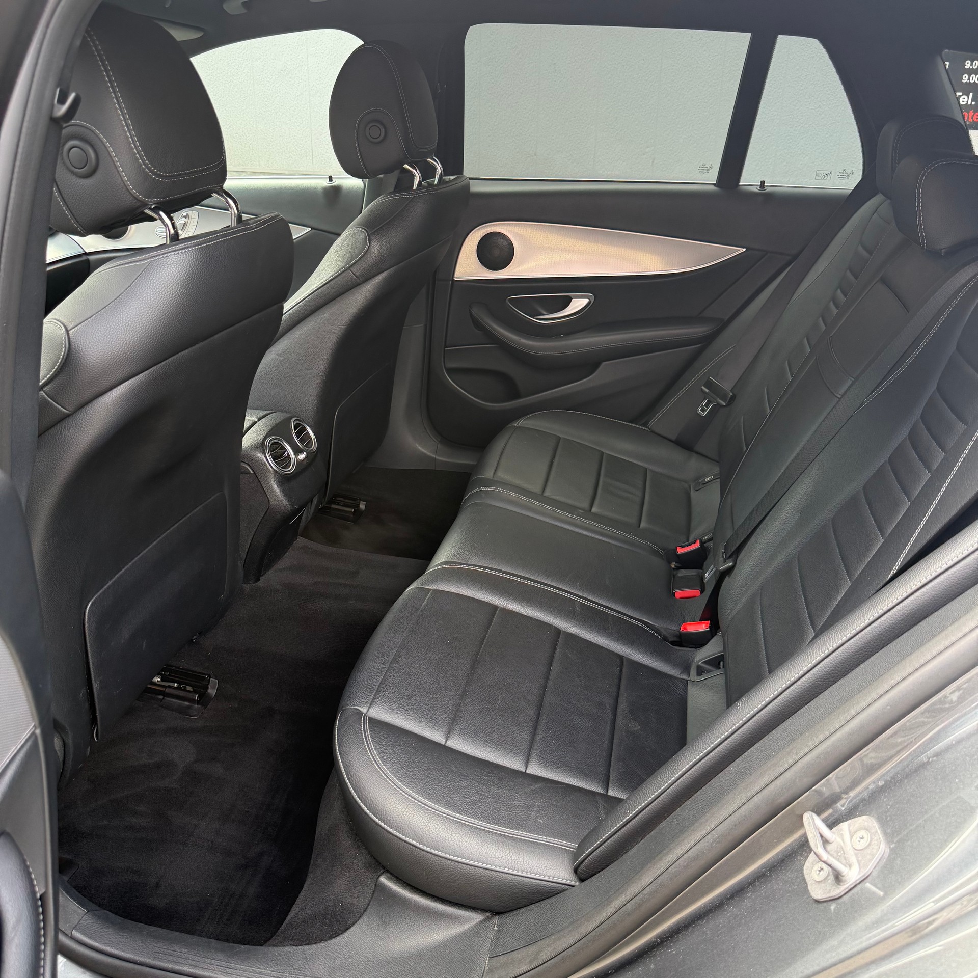 MERCEDES-BENZ E 200 Avantgarde 4 Matic 9G-Tronic *LEDER-SITZE - MFK 10.2025*-image-9