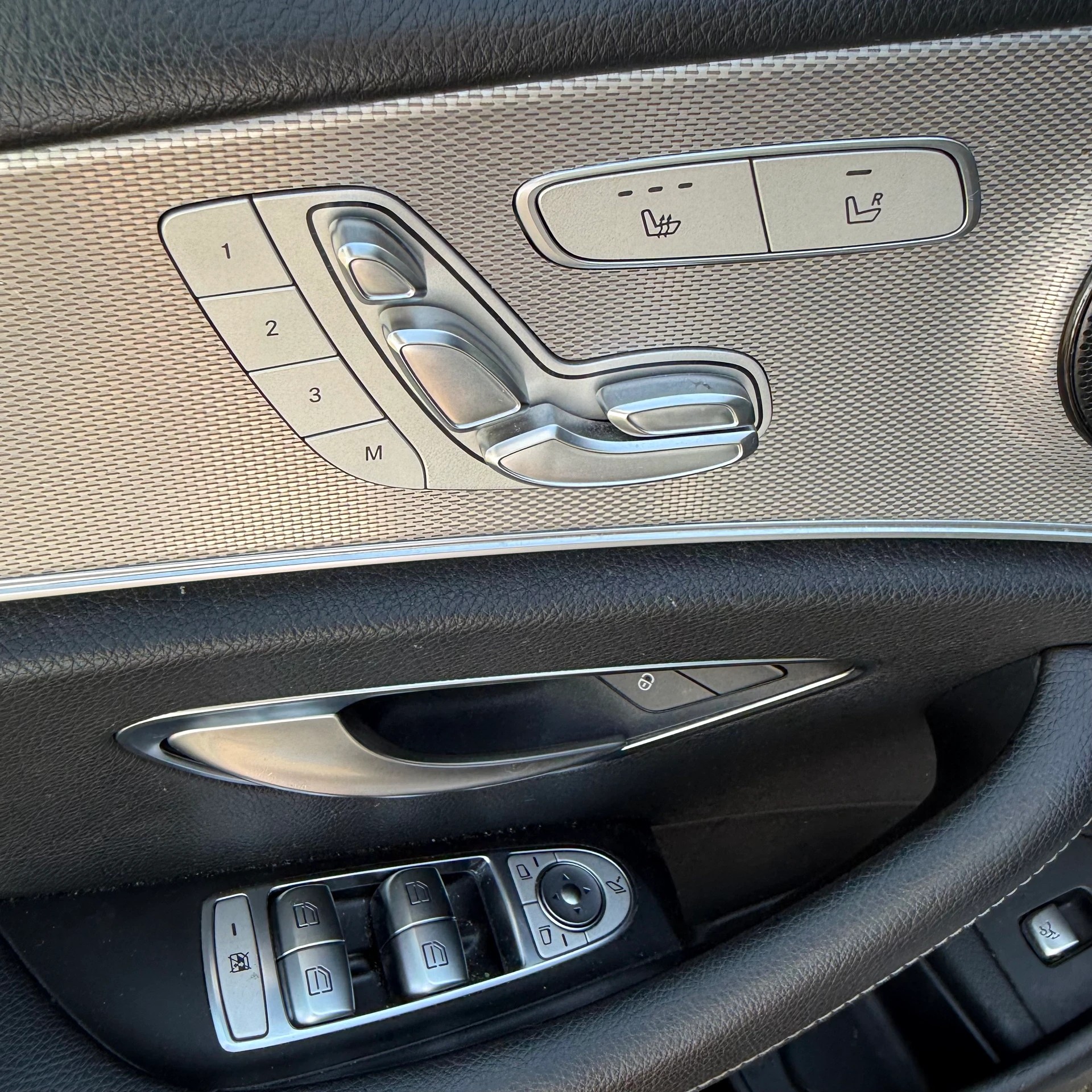 MERCEDES-BENZ E 200 Avantgarde 4 Matic 9G-Tronic *LEDER-SITZE - MFK 10.2025*-image-19