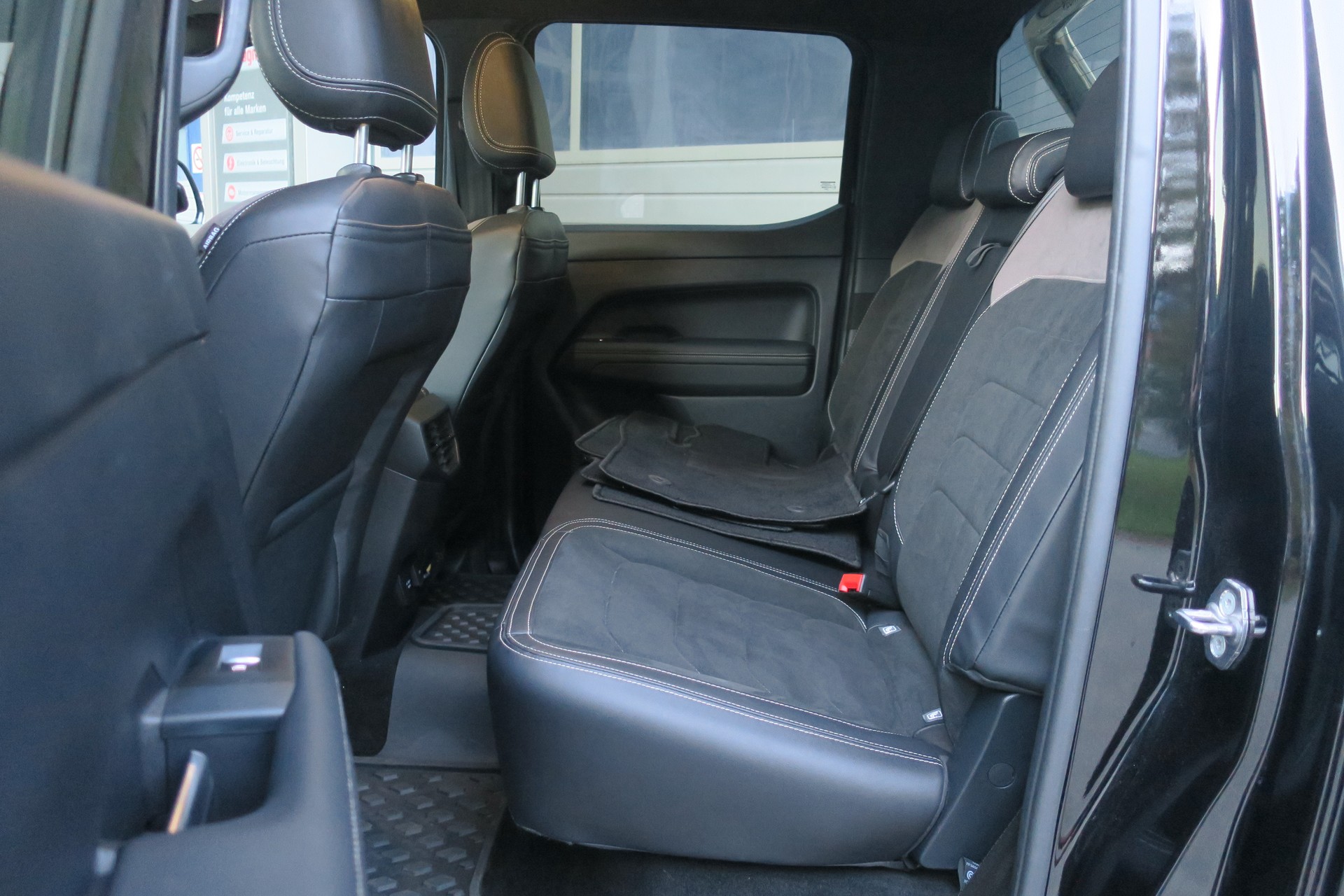 VW Amarok 3.0TDI Style Winter 1-image-8