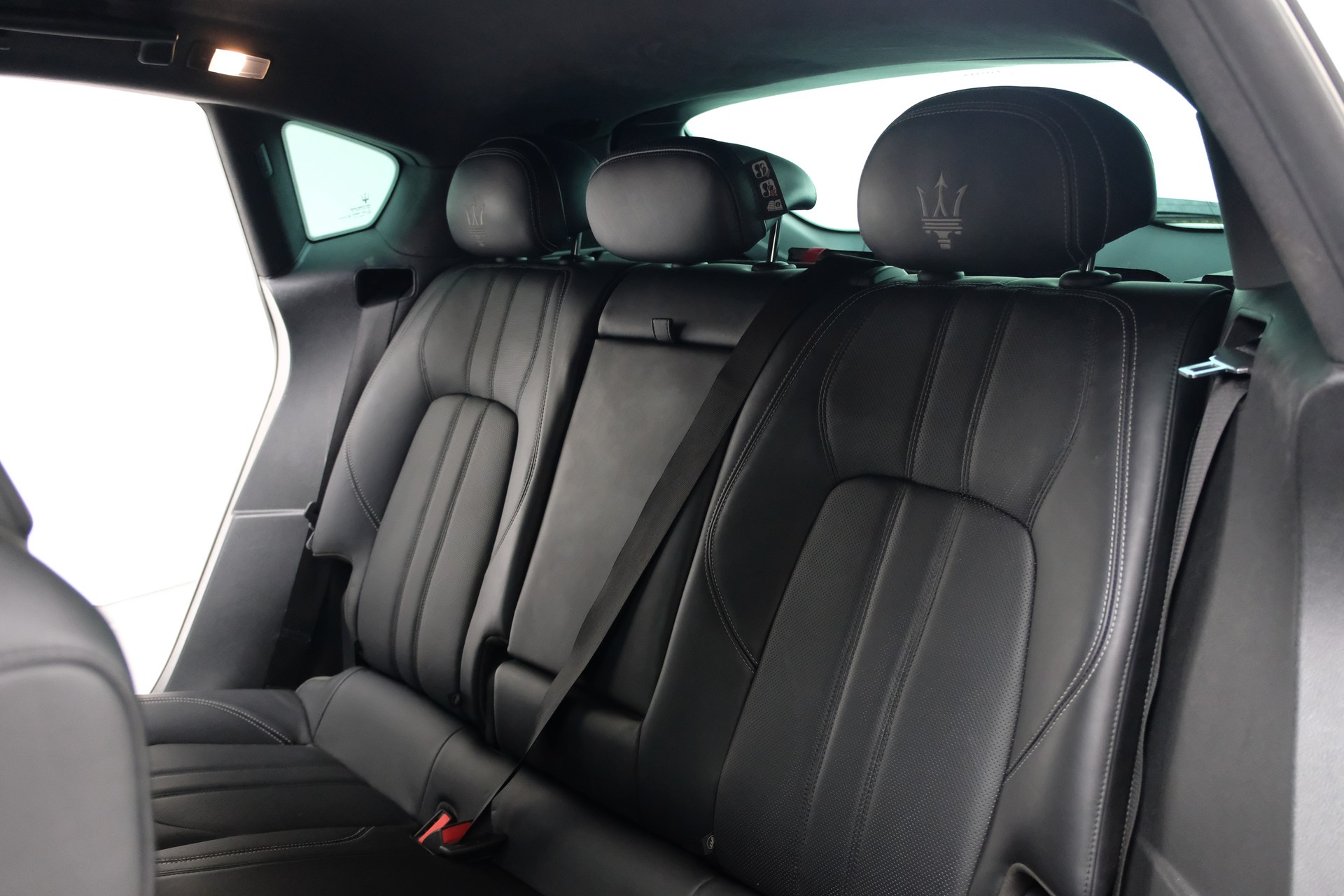 MASERATI Levante S 3.0 V6 Automatica-image-31