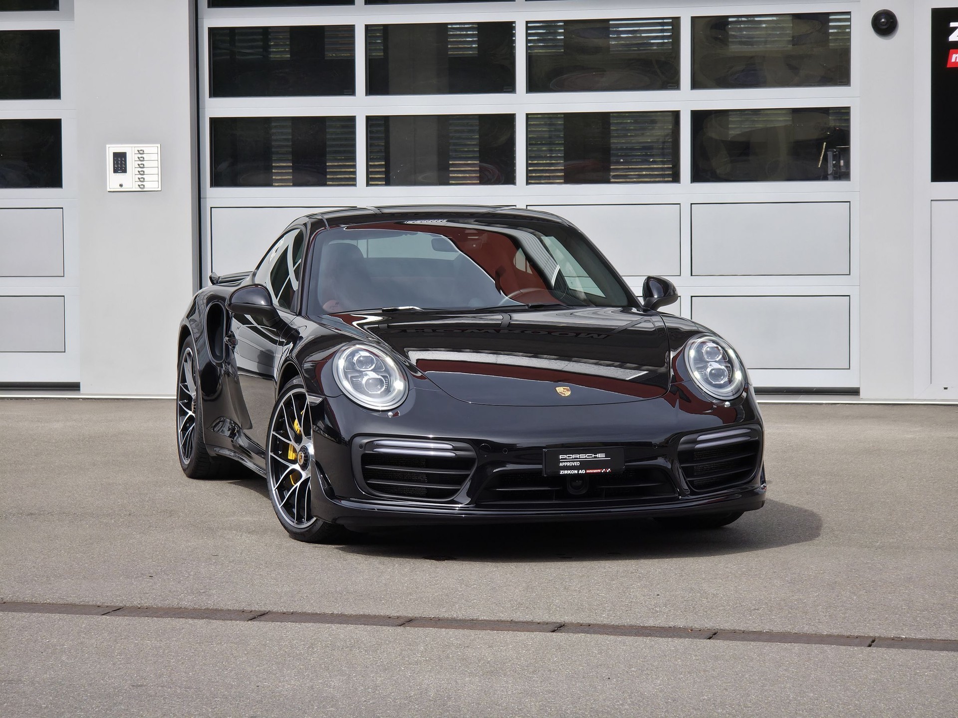 PORSCHE 911 Turbo S PDK | CH | Aerokit-showroom-element-3