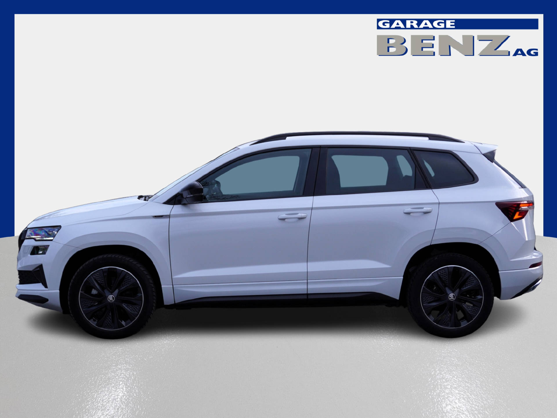 SKODA Karoq 1.5 TSI SportLine DSG-showroom-element-3