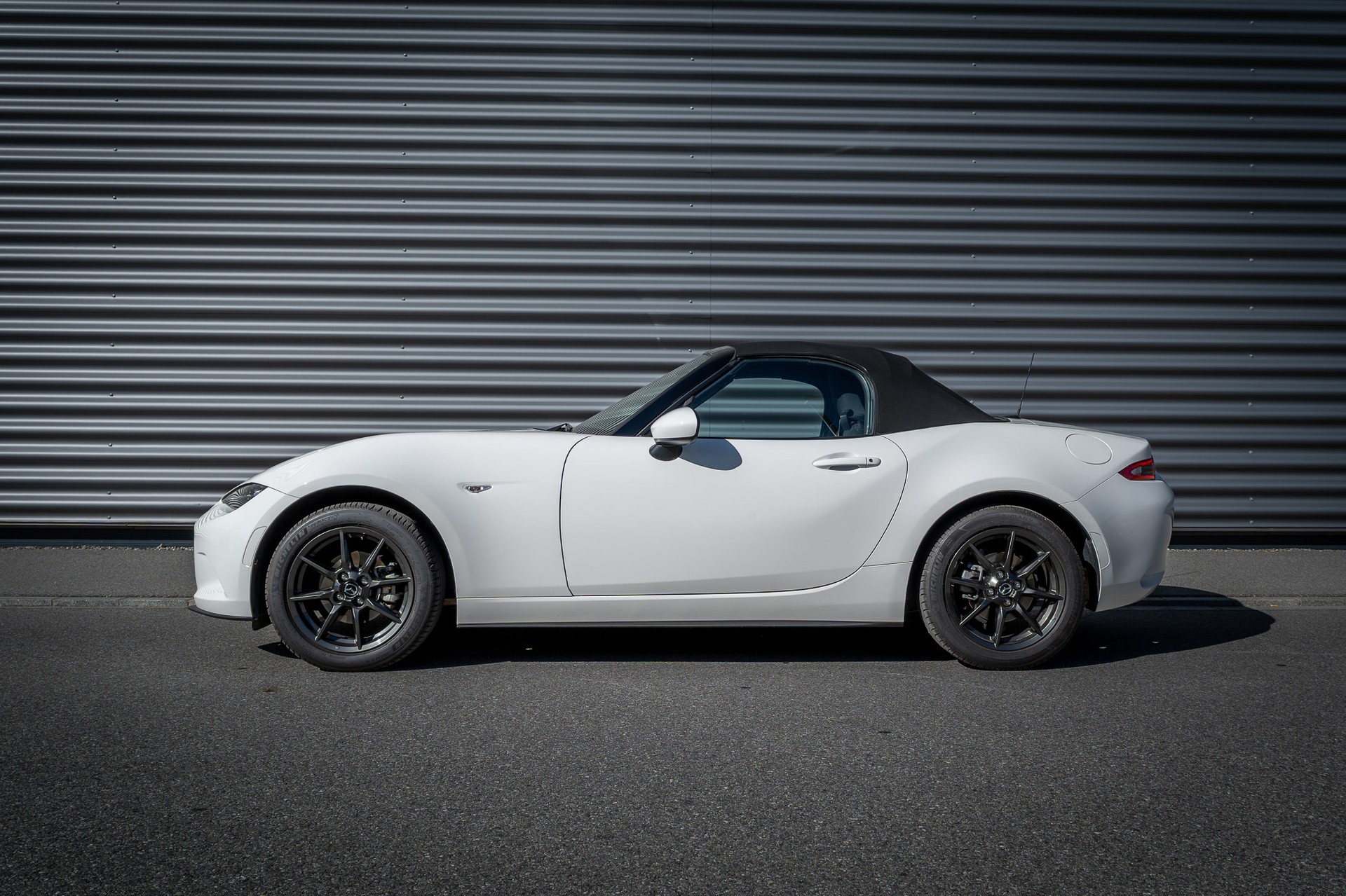 MAZDA MX-5 SKYACTIV-G 131 Challenge-image-4