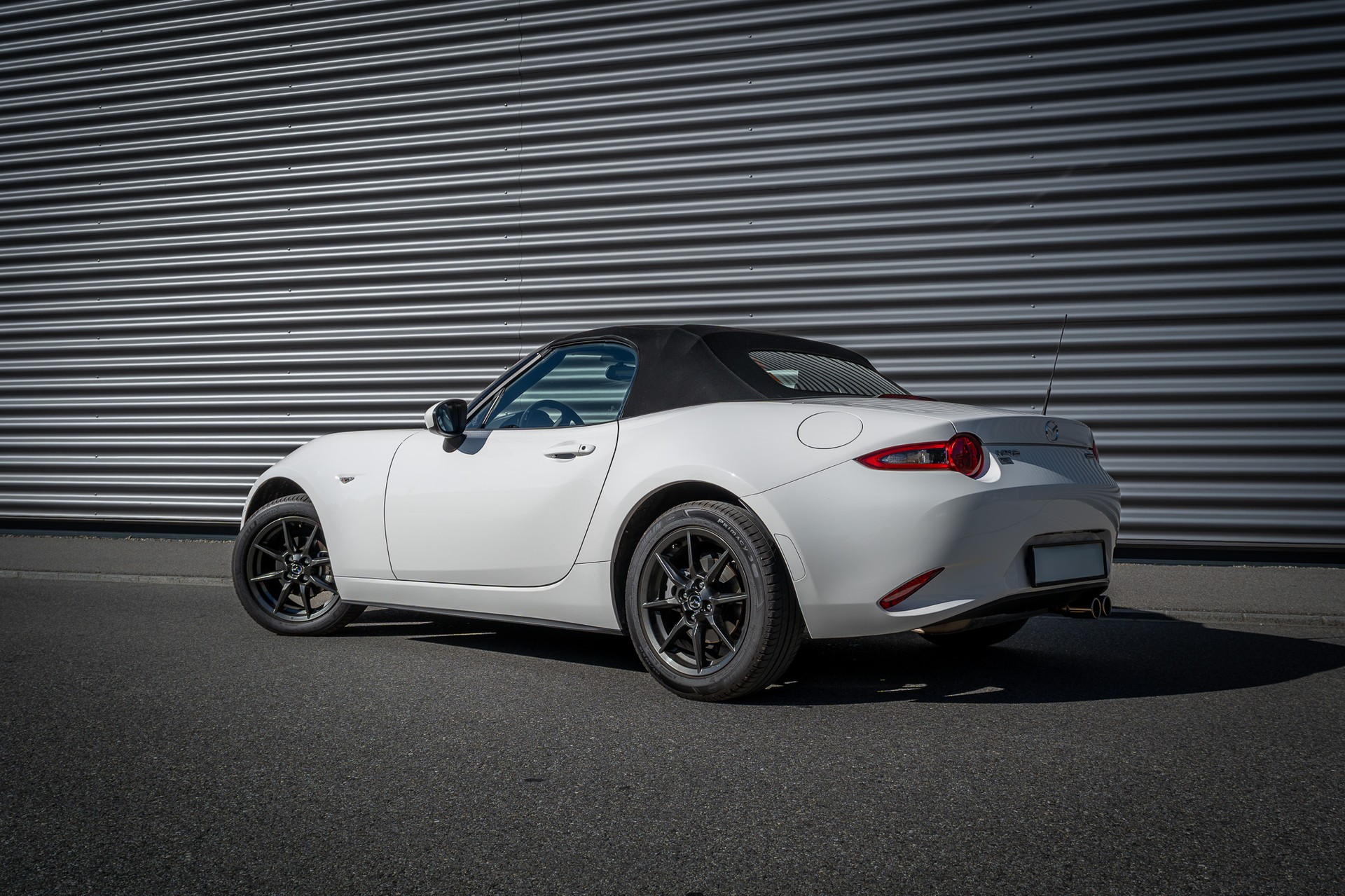 MAZDA MX-5 SKYACTIV-G 131 Challenge-image-1