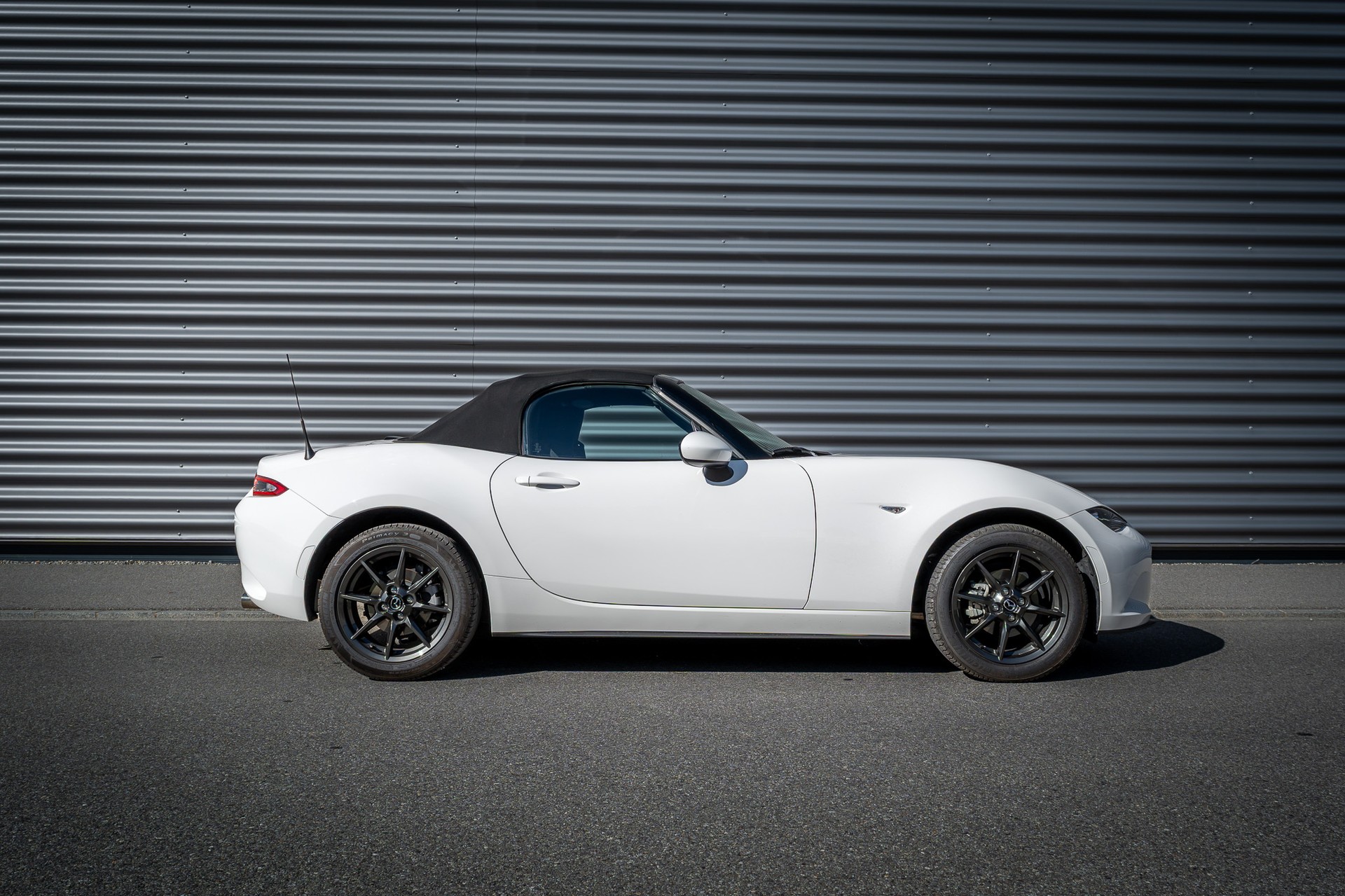 MAZDA MX-5 SKYACTIV-G 131 Challenge-image-5