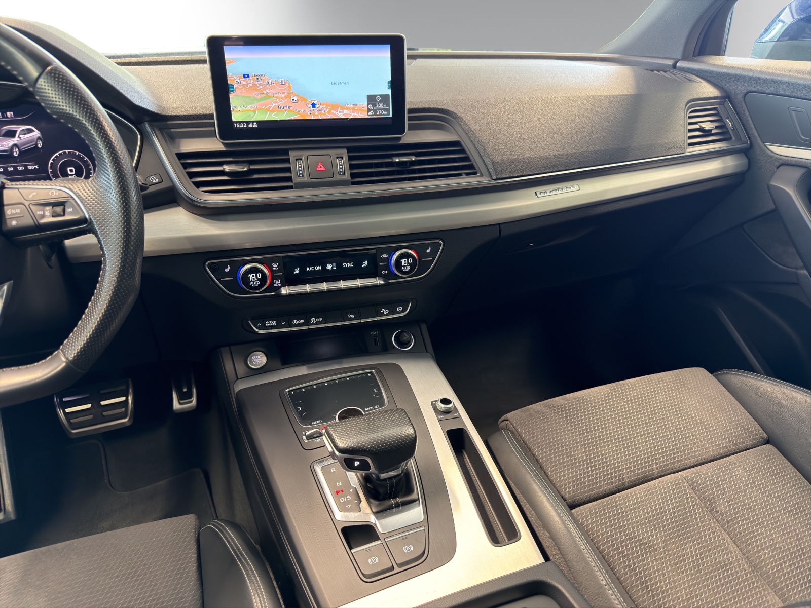 AUDI Q5 3.0 TDI sport quattro-image-10