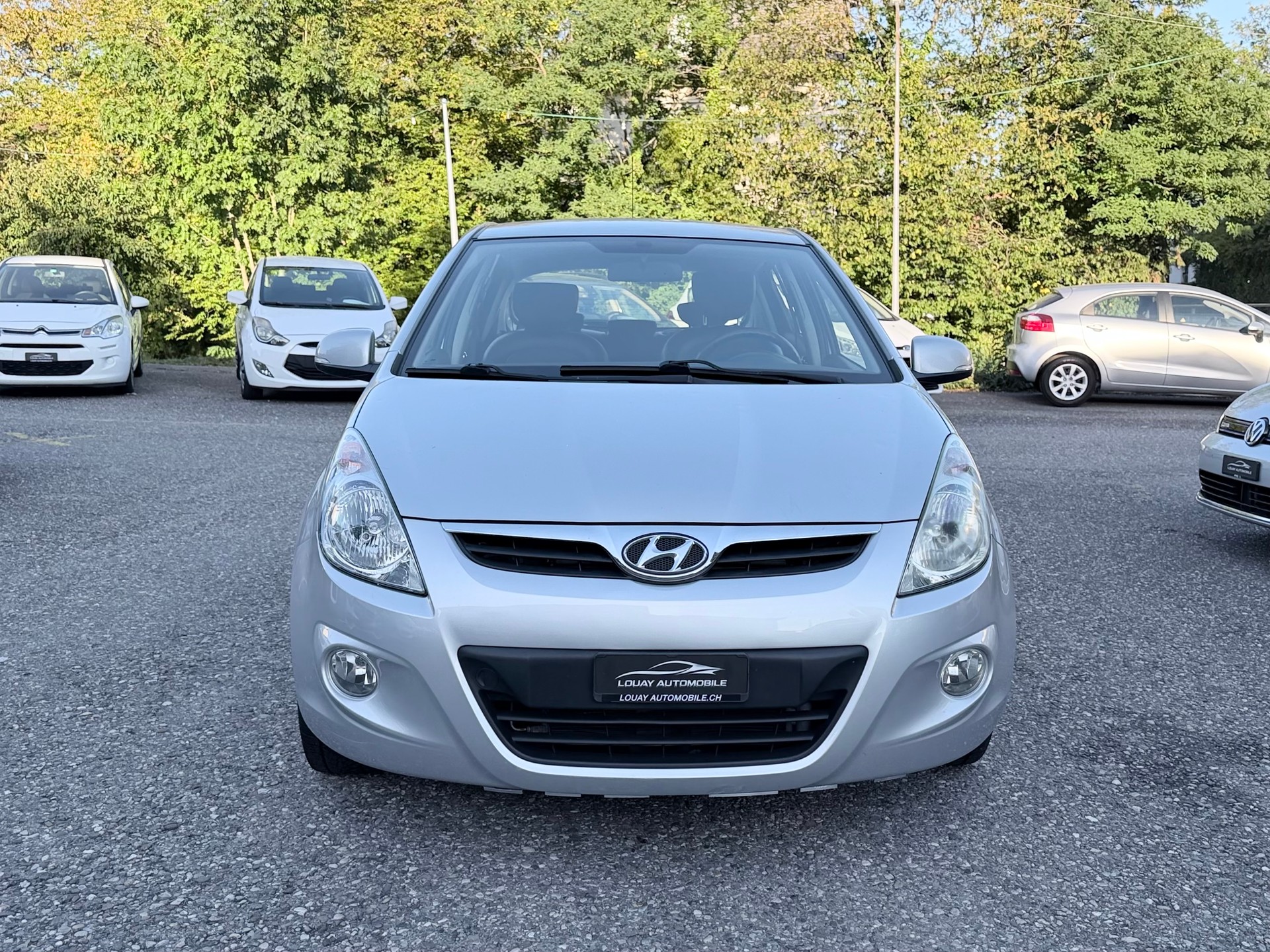 HYUNDAI i20 1.6 Premium-showroom-element-1