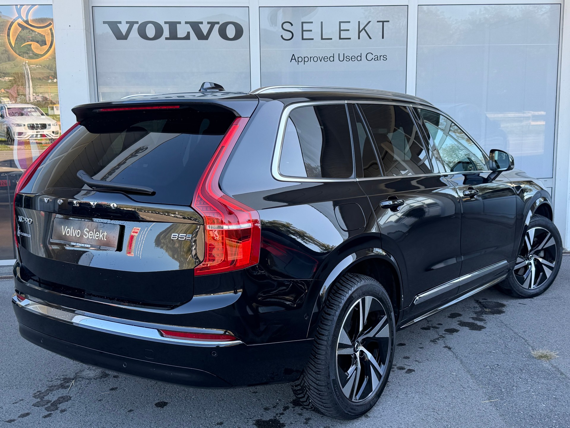 VOLVO XC90 B5 Benzin AWD Plus Bright Geartronic-showroom-element-1