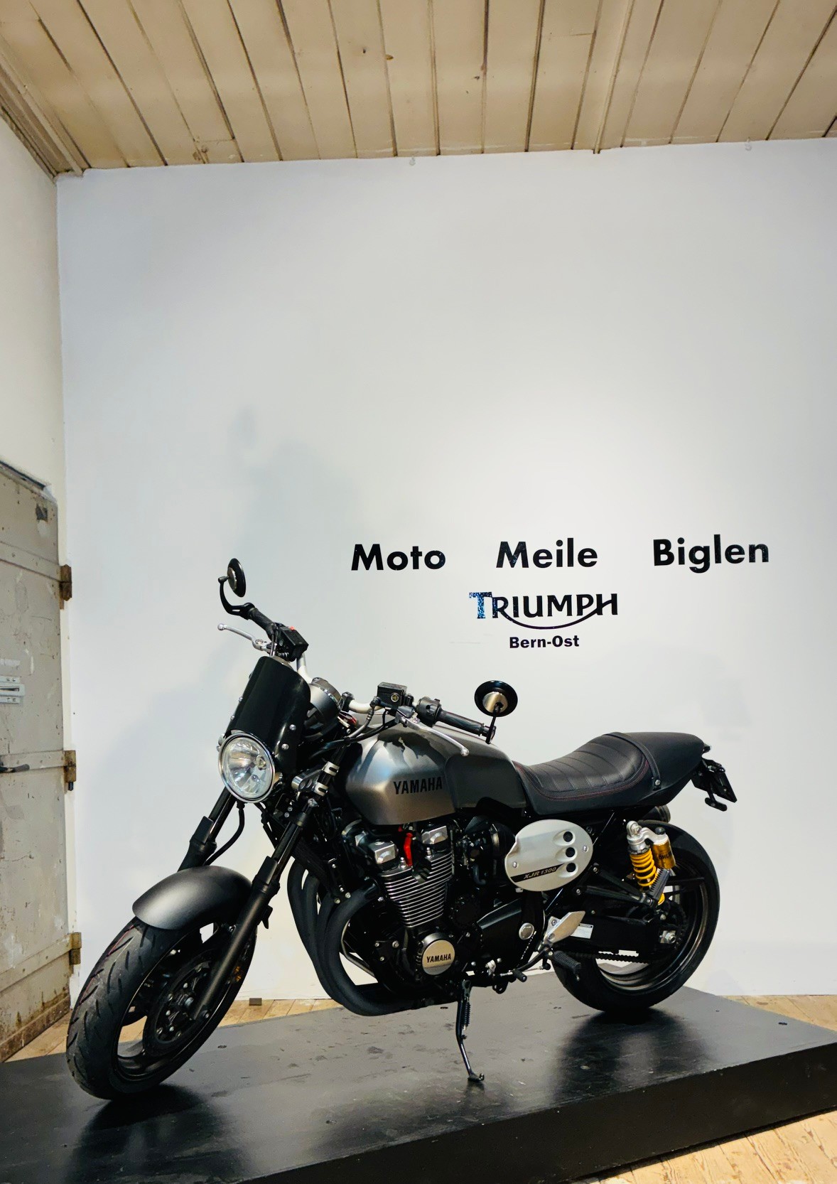 YAMAHA XJR 1300-image-8